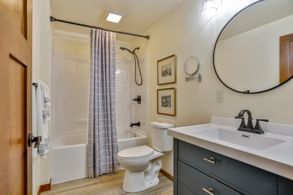 6003 FIELDCREST LANE, Weston, Wisconsin 54476, 5 Bedrooms Bedrooms, ,3 BathroomsBathrooms,Residential,For Sale,6003 FIELDCREST LANE,22600761