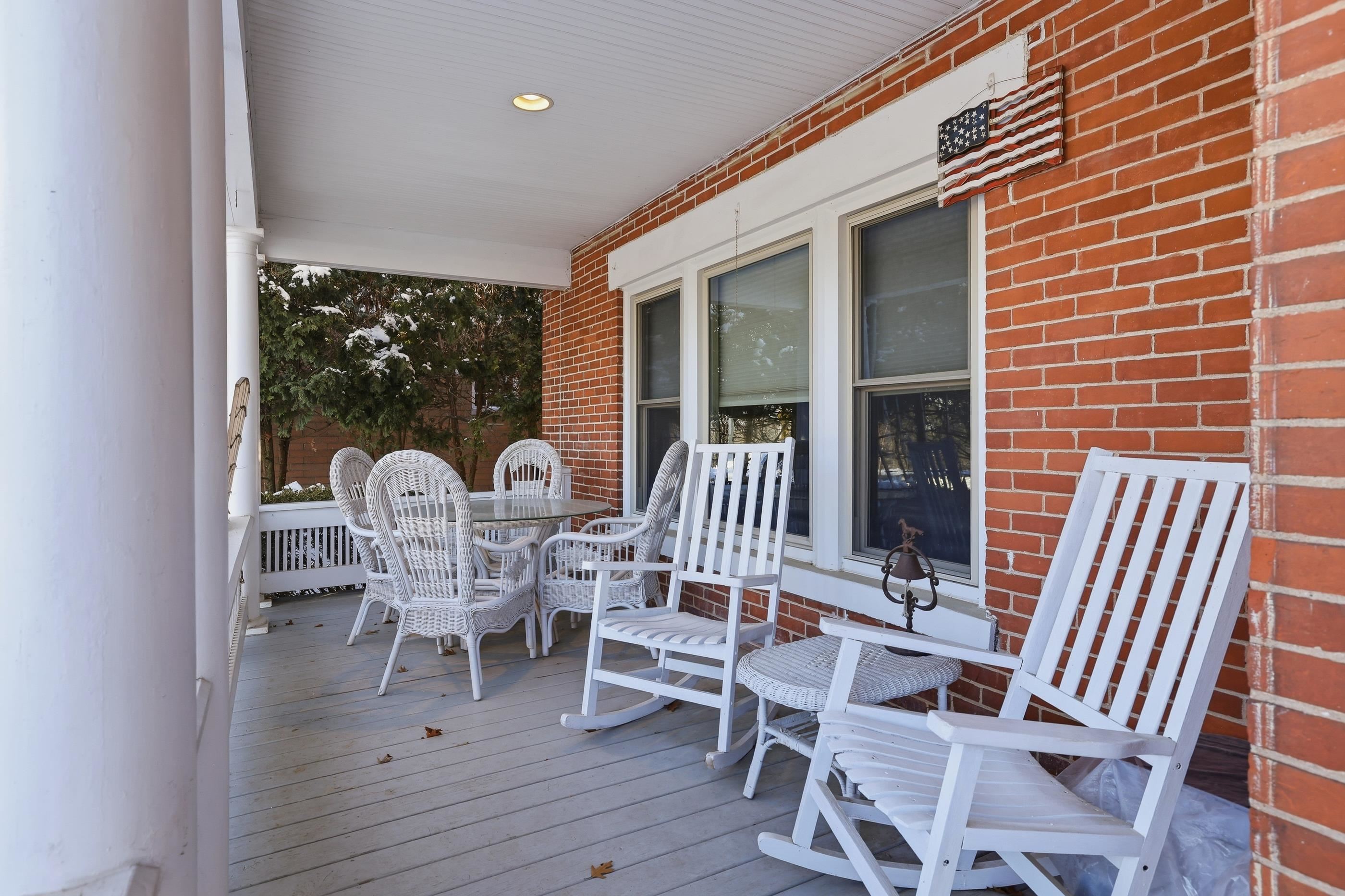 404 HIGH STREET, Waupaca, Wisconsin 54981, 4 Bedrooms Bedrooms, ,1 BathroomBathrooms,Residential,For Sale,404 HIGH STREET,22600762