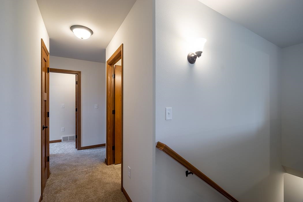 5589 FOREST CREEK ROAD, Stevens Point, Wisconsin 54482, 3 Bedrooms Bedrooms, ,2 BathroomsBathrooms,Residential,For Sale,5589 FOREST CREEK ROAD,22600764