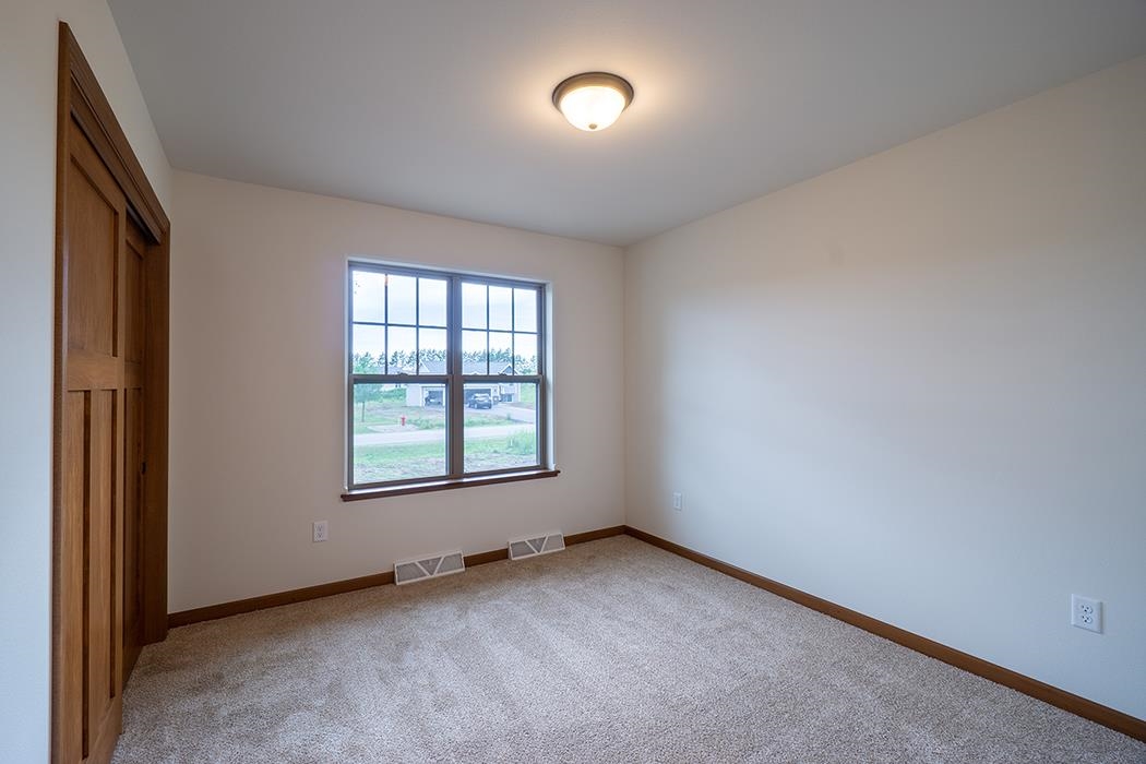 5589 FOREST CREEK ROAD, Stevens Point, Wisconsin 54482, 3 Bedrooms Bedrooms, ,2 BathroomsBathrooms,Residential,For Sale,5589 FOREST CREEK ROAD,22600764