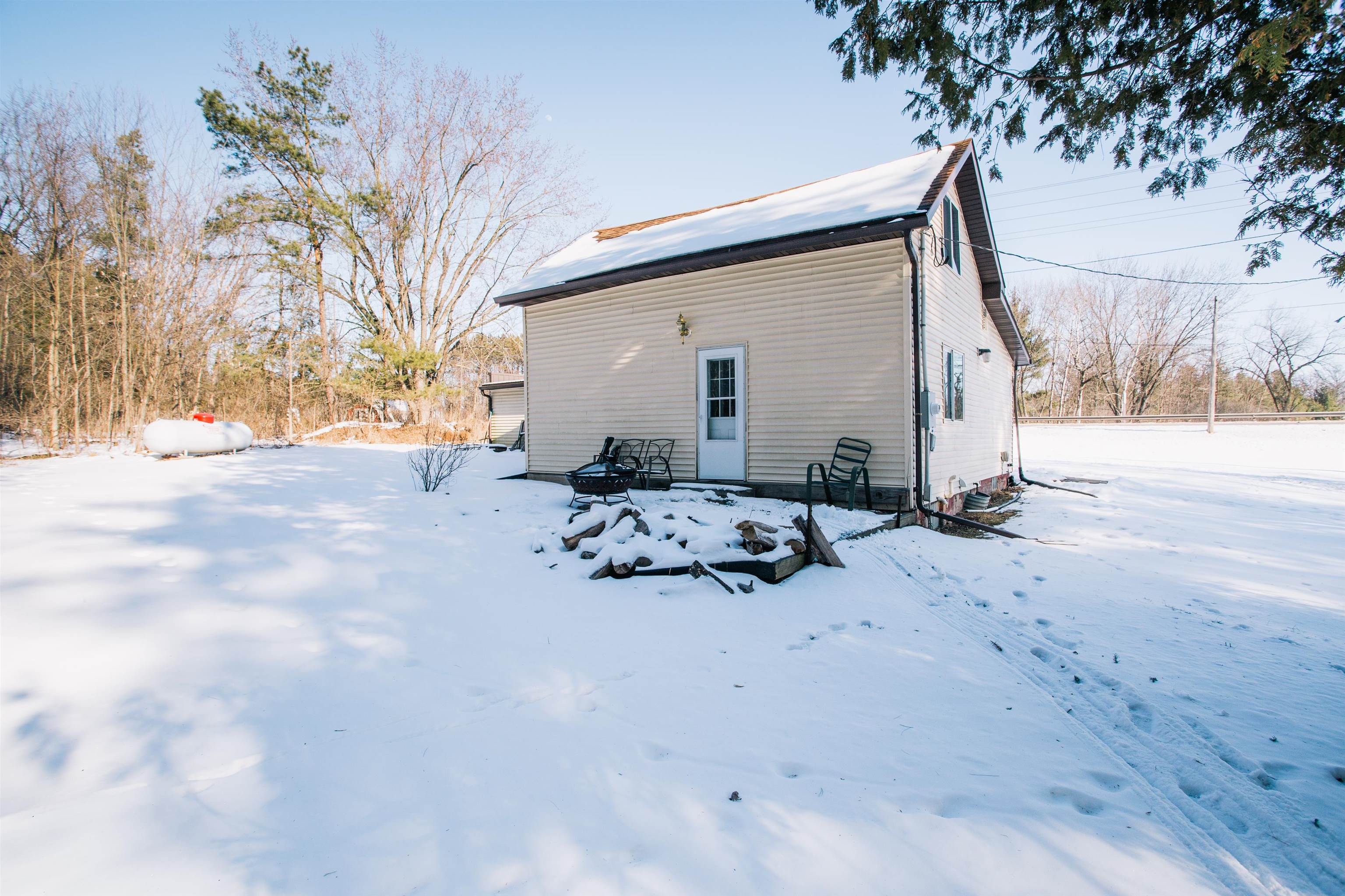 2204 BLACK RIVER ROAD, Neillsville, Wisconsin 54456, 2 Bedrooms Bedrooms, ,1 BathroomBathrooms,Residential,For Sale,2204 BLACK RIVER ROAD,22600765