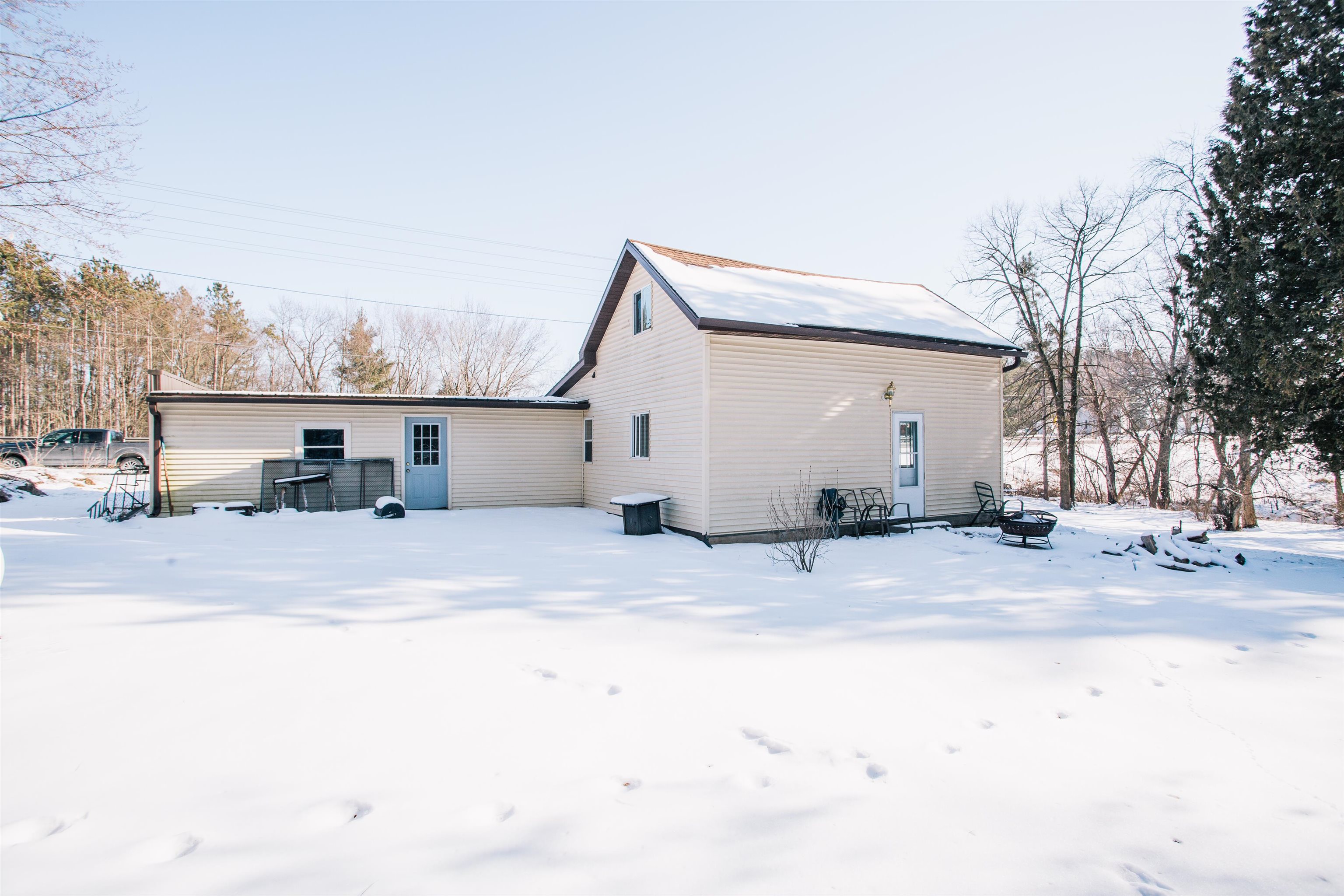 2204 BLACK RIVER ROAD, Neillsville, Wisconsin 54456, 2 Bedrooms Bedrooms, ,1 BathroomBathrooms,Residential,For Sale,2204 BLACK RIVER ROAD,22600765