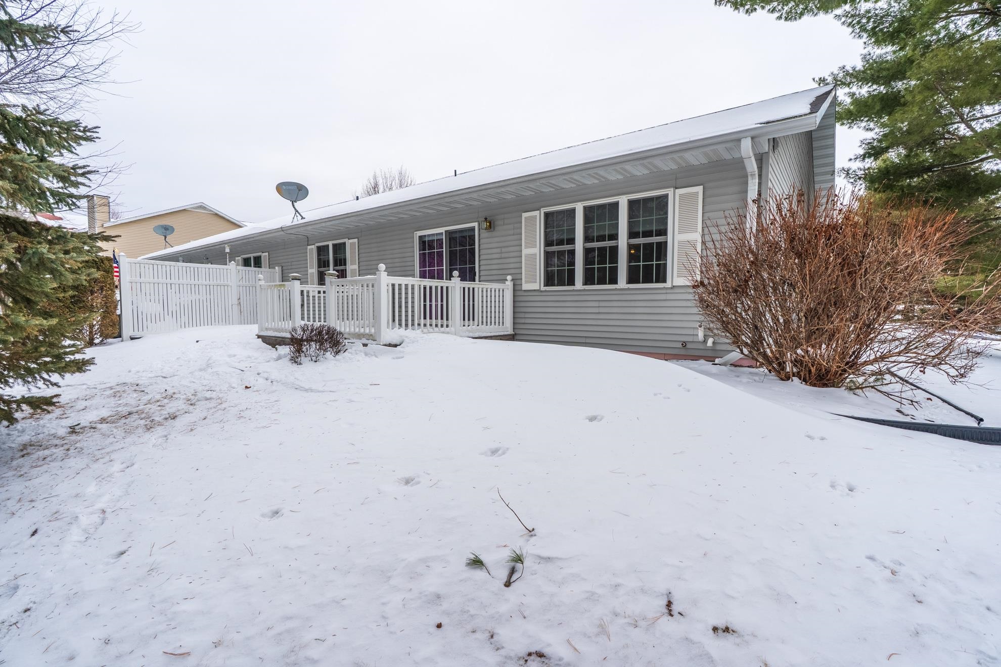 2800 - 1B THIELMAN STREET, Merrill, Wisconsin 54452, 2 Bedrooms Bedrooms, ,3 BathroomsBathrooms,Residential,For Sale,2800 - 1B THIELMAN STREET,22600766