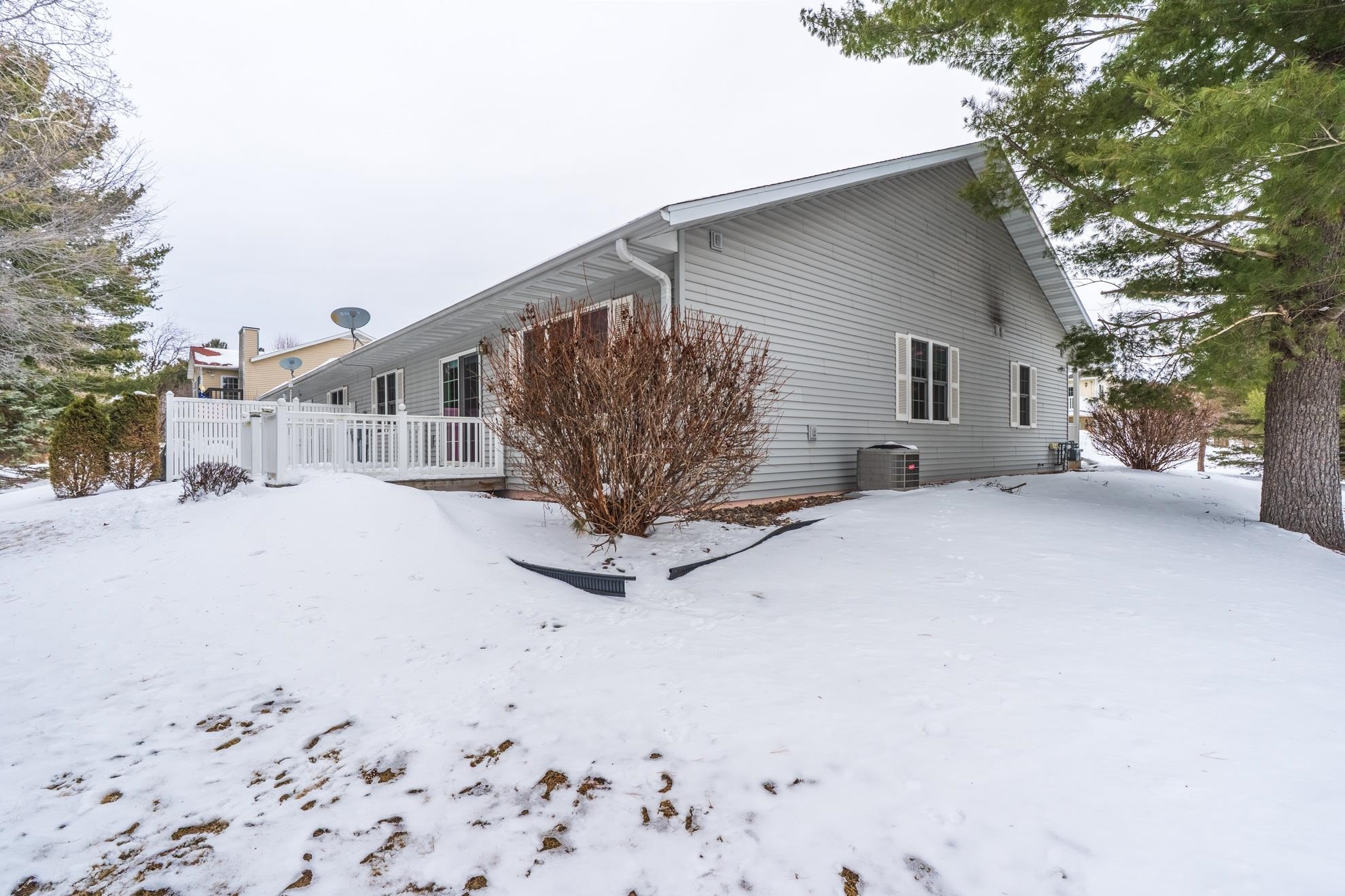 2800 - 1B THIELMAN STREET, Merrill, Wisconsin 54452, 2 Bedrooms Bedrooms, ,3 BathroomsBathrooms,Residential,For Sale,2800 - 1B THIELMAN STREET,22600766