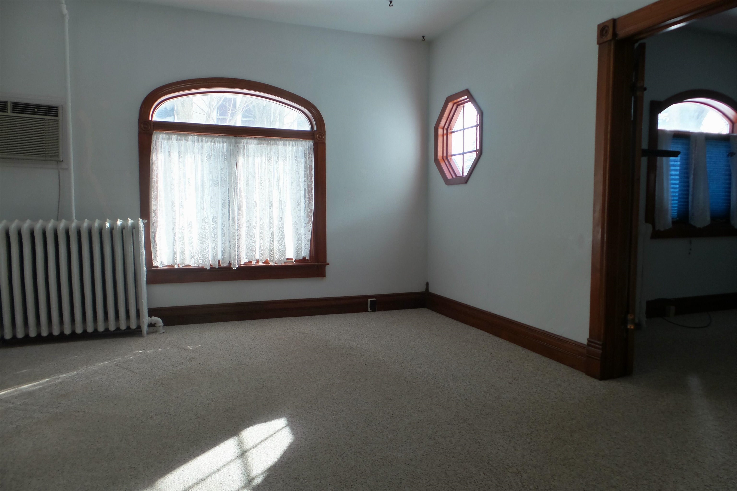 112 W SPRUCE STREET, Abbotsford, Wisconsin 54405, 6 Bedrooms Bedrooms, ,2 BathroomsBathrooms,Residential,For Sale,112 W SPRUCE STREET,22600767