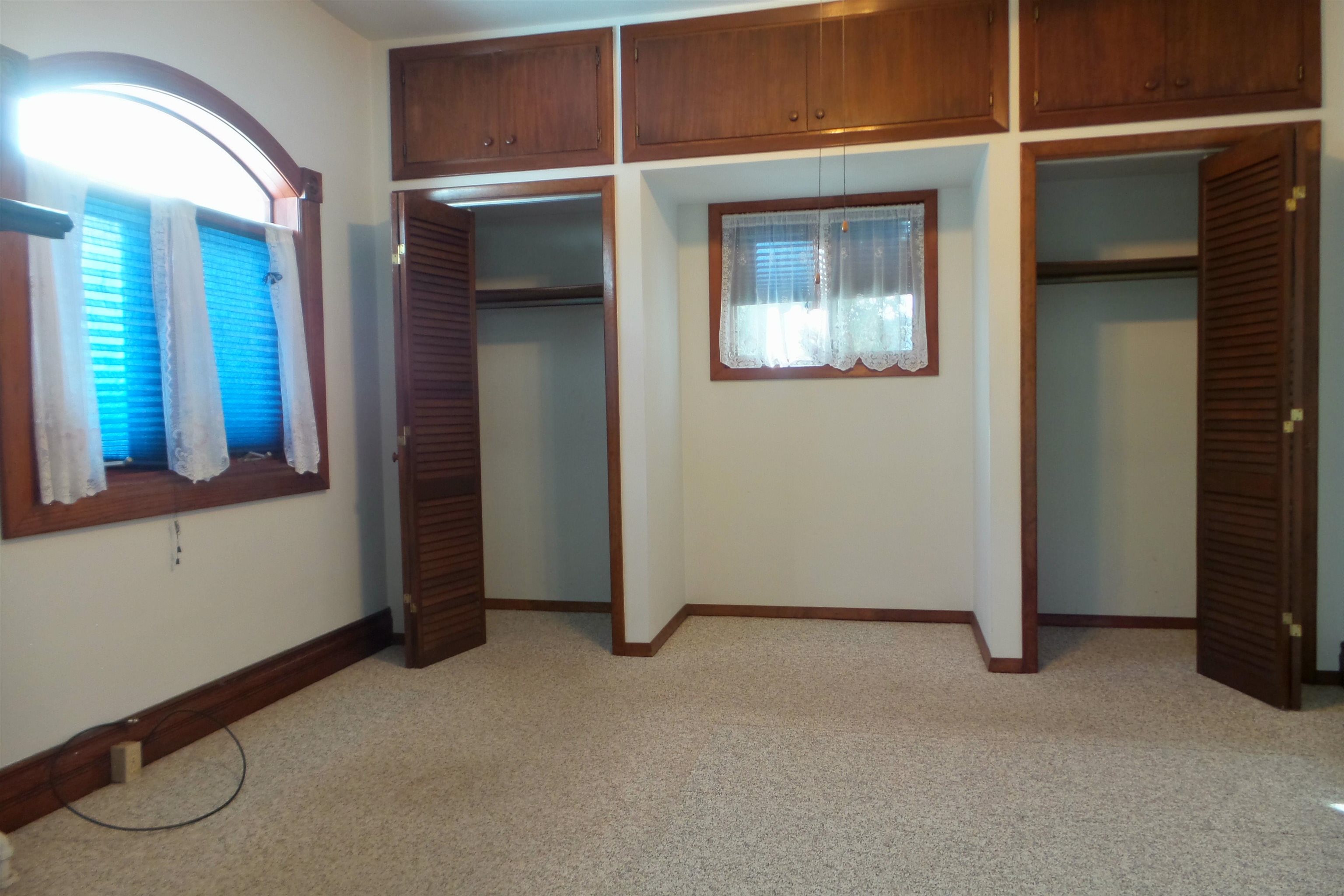 112 W SPRUCE STREET, Abbotsford, Wisconsin 54405, 6 Bedrooms Bedrooms, ,2 BathroomsBathrooms,Residential,For Sale,112 W SPRUCE STREET,22600767