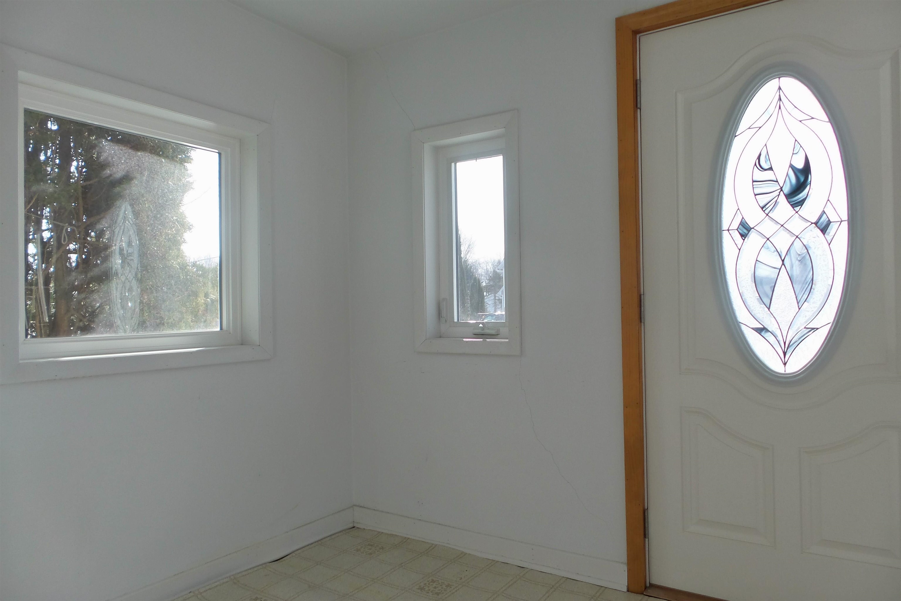 112 W SPRUCE STREET, Abbotsford, Wisconsin 54405, 6 Bedrooms Bedrooms, ,2 BathroomsBathrooms,Residential,For Sale,112 W SPRUCE STREET,22600767