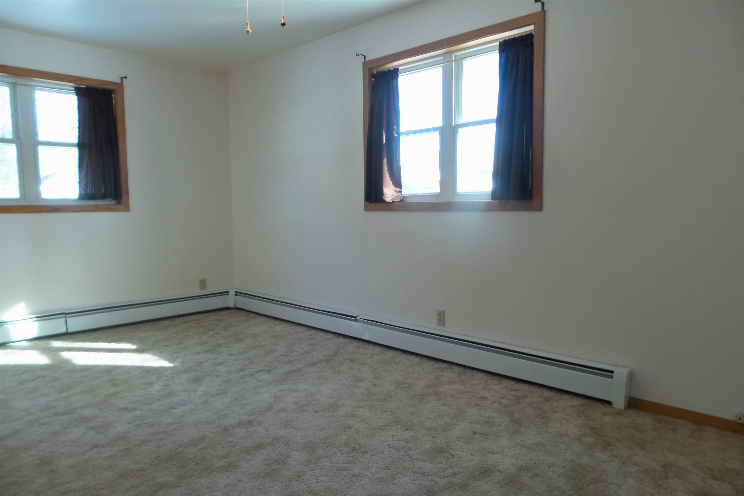 122 W SPRUCE STREET, Abbotsford, Wisconsin 54405, ,Multi-family,For Sale,122 W SPRUCE STREET,22600768