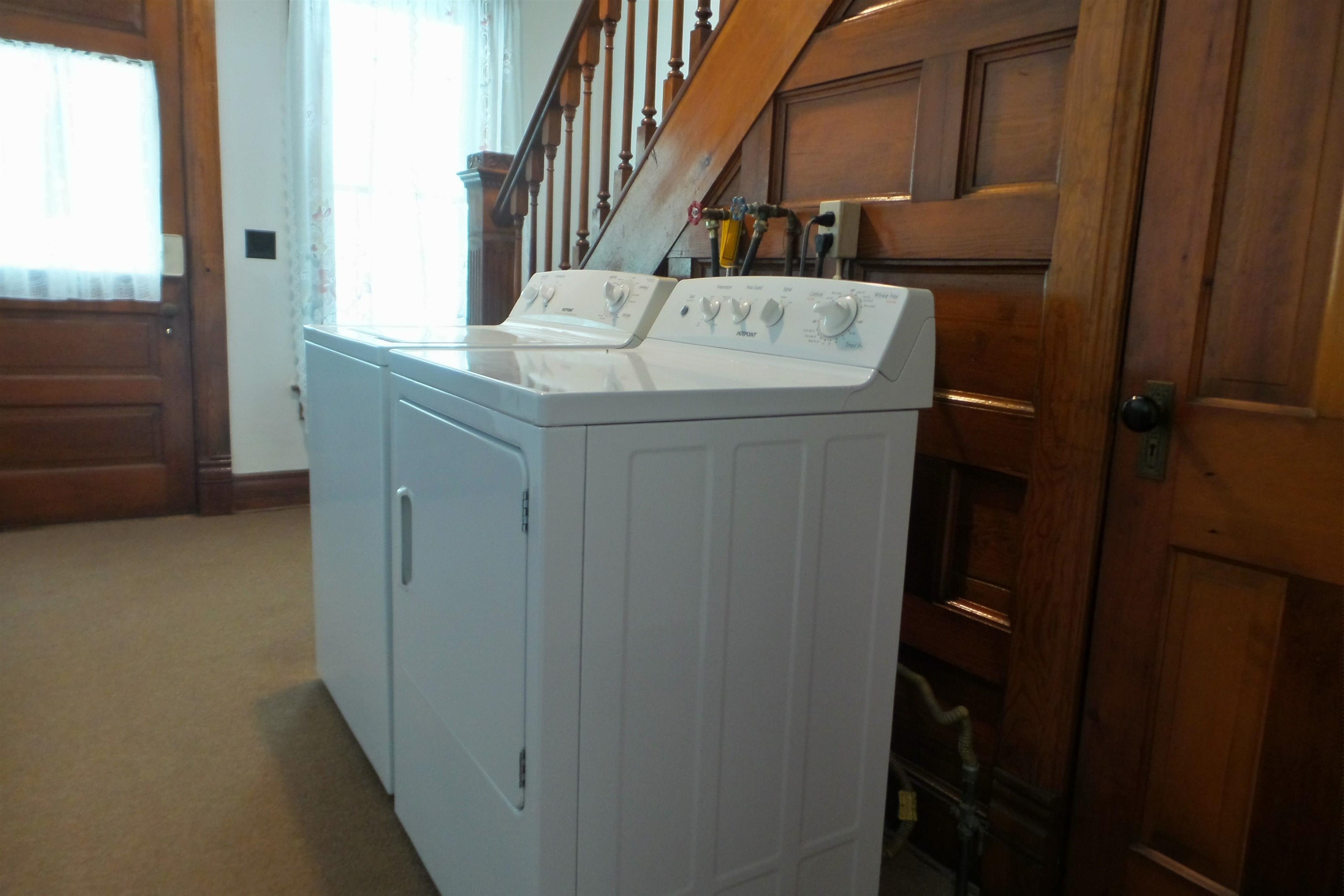 122 W SPRUCE STREET, Abbotsford, Wisconsin 54405, ,Multi-family,For Sale,122 W SPRUCE STREET,22600768