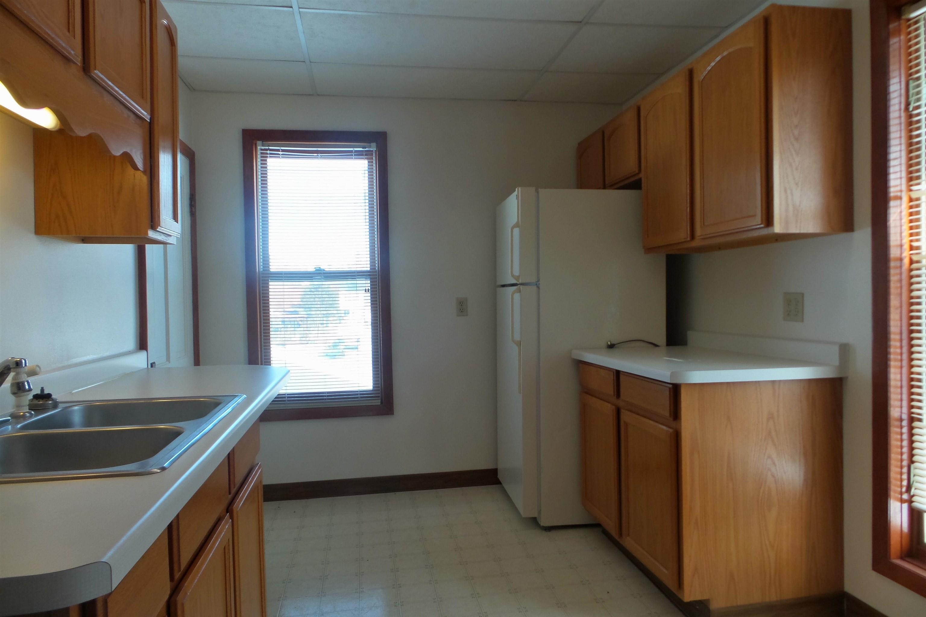 122 W SPRUCE STREET, Abbotsford, Wisconsin 54405, ,Multi-family,For Sale,122 W SPRUCE STREET,22600768