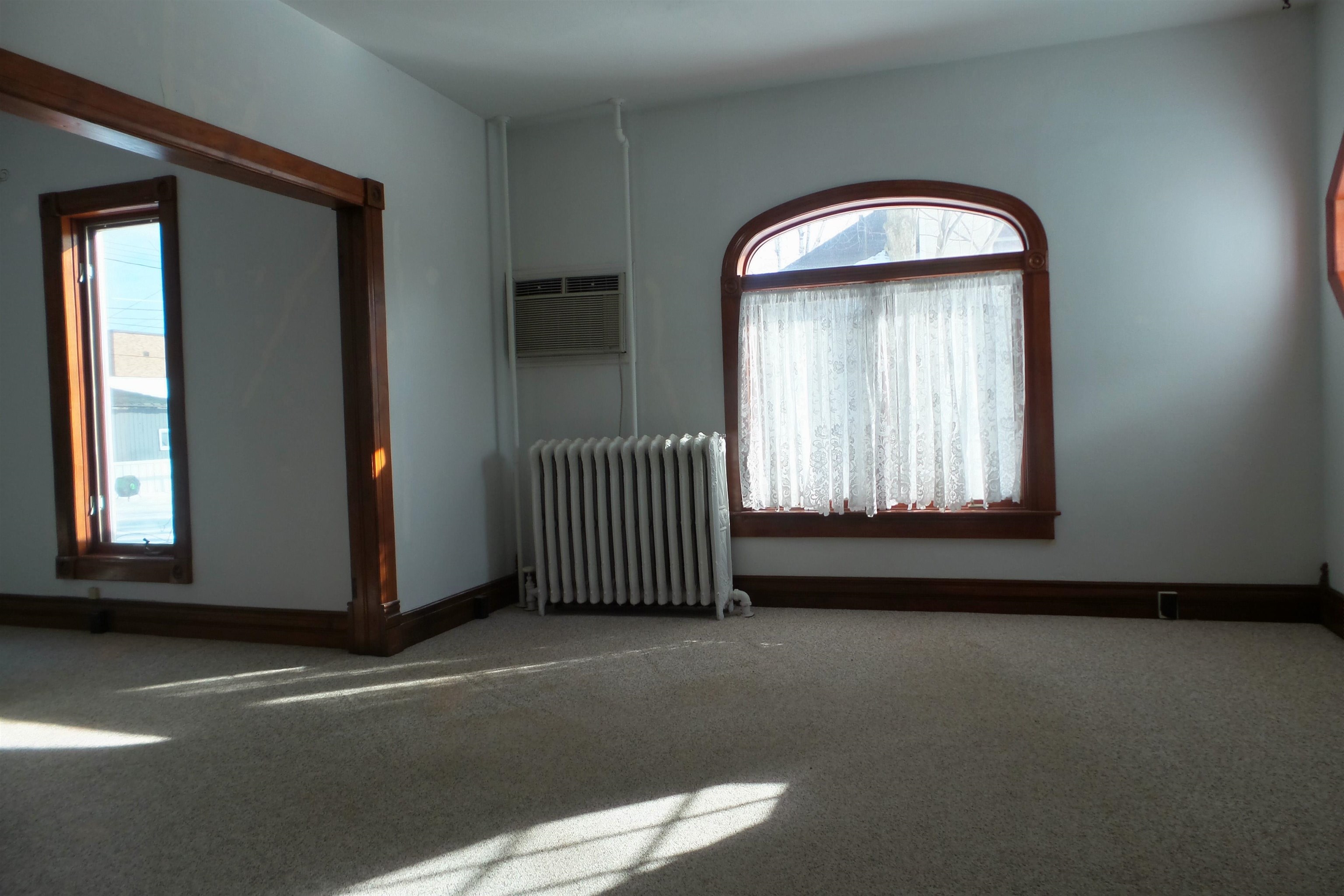 122 W SPRUCE STREET, Abbotsford, Wisconsin 54405, ,Multi-family,For Sale,122 W SPRUCE STREET,22600768