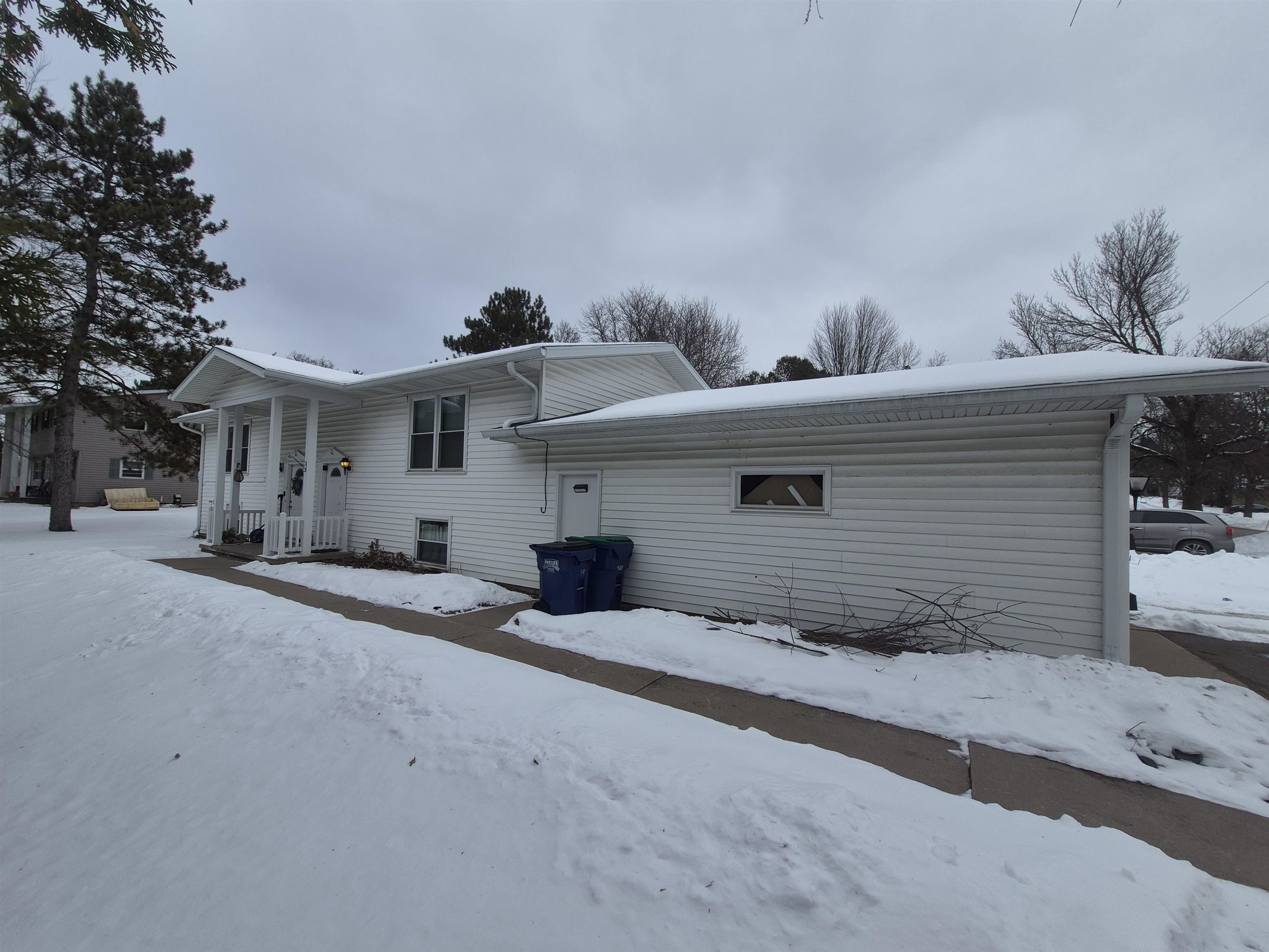 602 BROWN STREET, Wausau, Wisconsin 54403, 2 Bedrooms Bedrooms, ,1.5 BathroomsBathrooms,Multi-family,For Sale,602 BROWN STREET,22600775