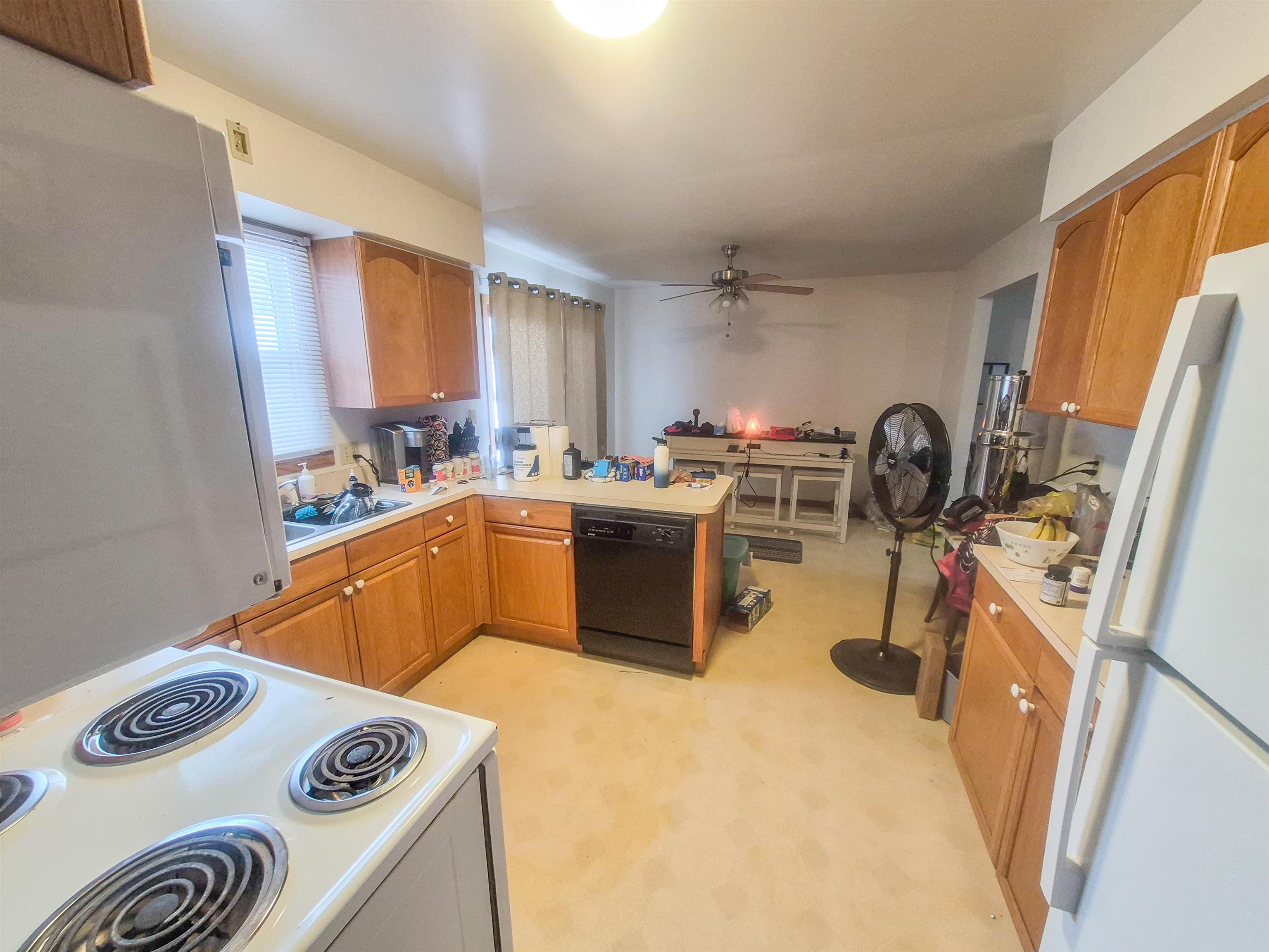 602 BROWN STREET, Wausau, Wisconsin 54403, 2 Bedrooms Bedrooms, ,1.5 BathroomsBathrooms,Multi-family,For Sale,602 BROWN STREET,22600775