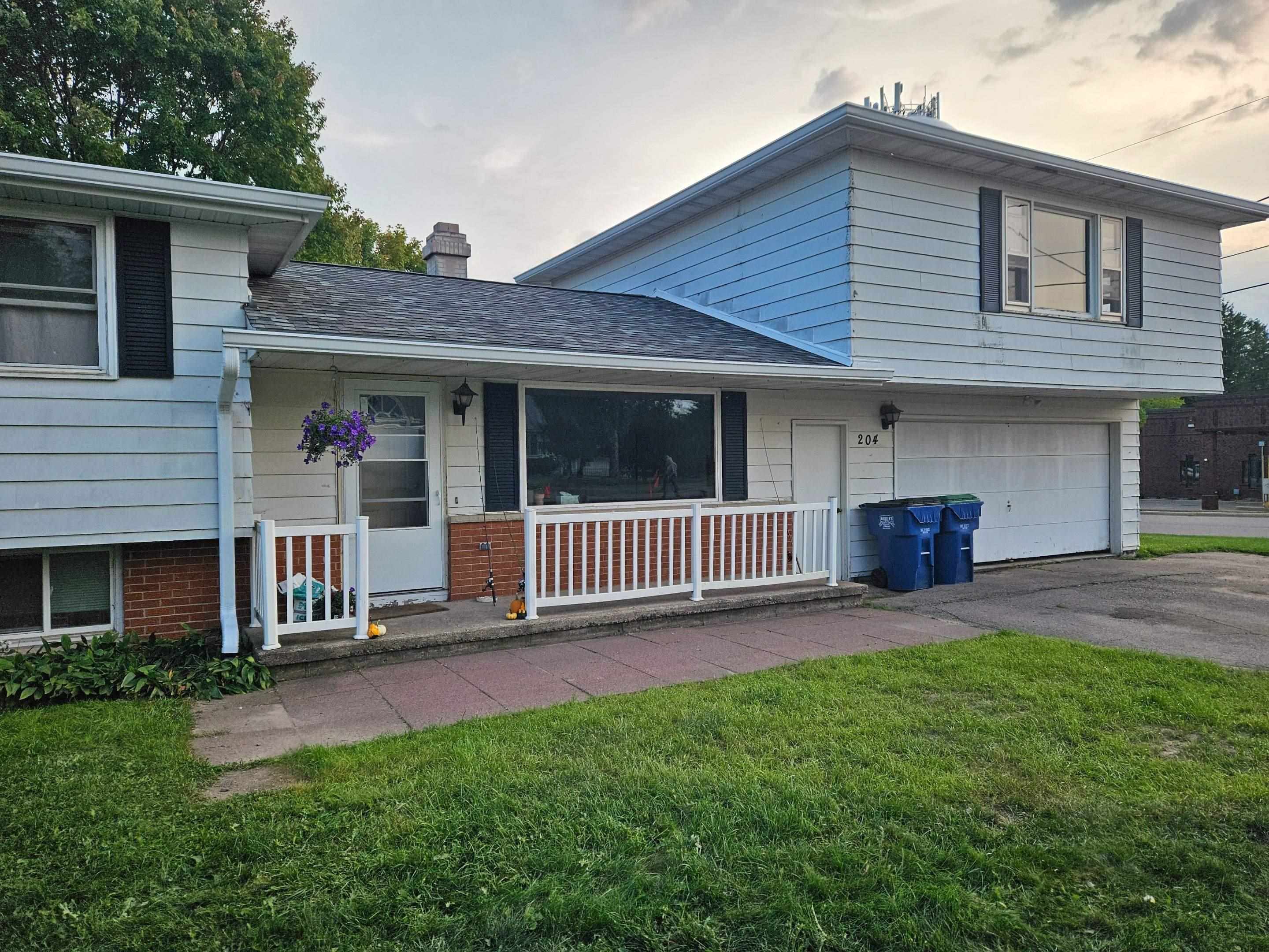 204 E CHESAK AVENUE, Edgar, Wisconsin 54426, 3 Bedrooms Bedrooms, ,1 BathroomBathrooms,Multi-family,For Sale,204 E CHESAK AVENUE,22600776