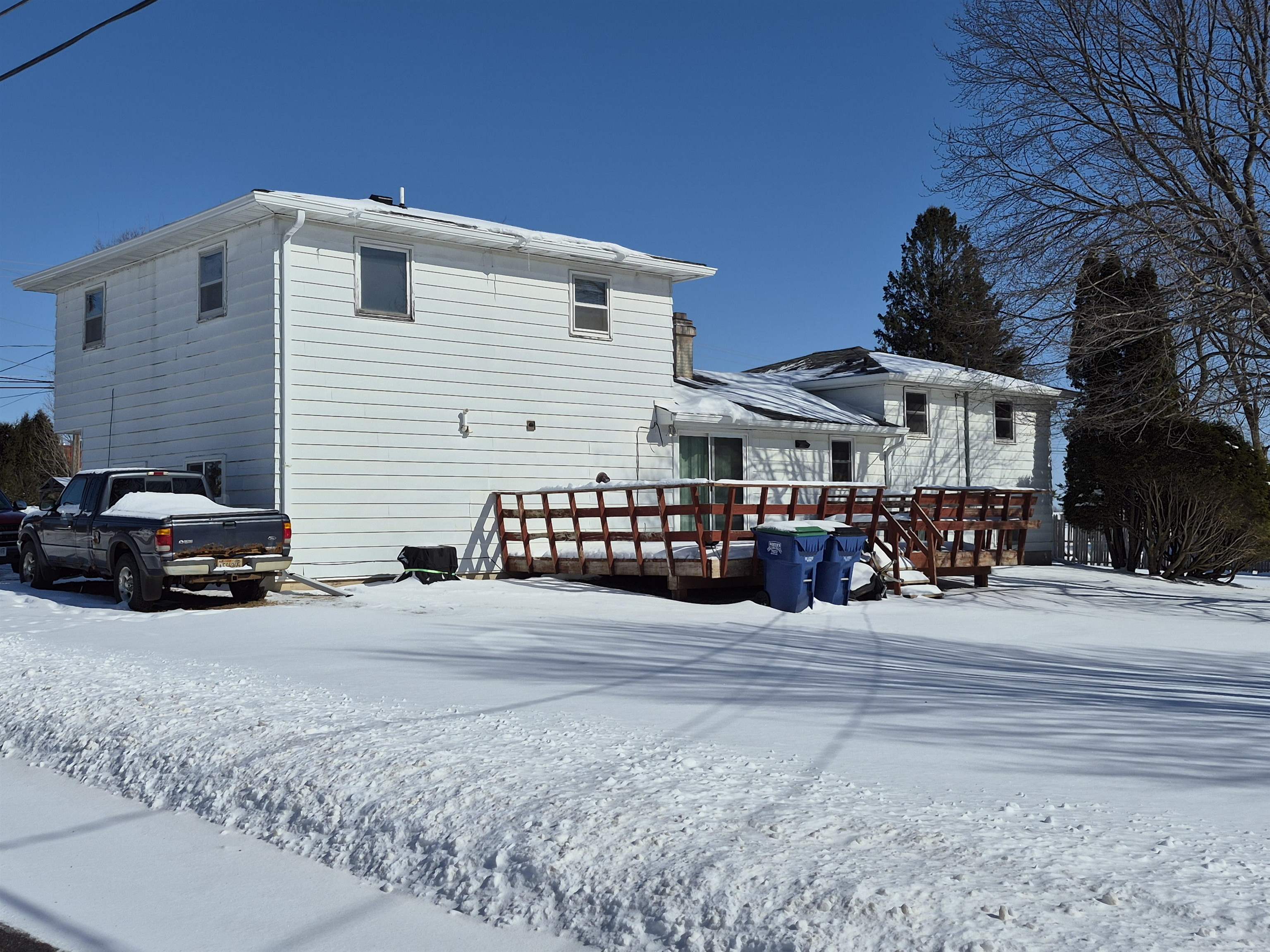 204 E CHESAK AVENUE, Edgar, Wisconsin 54426, 3 Bedrooms Bedrooms, ,1 BathroomBathrooms,Multi-family,For Sale,204 E CHESAK AVENUE,22600776