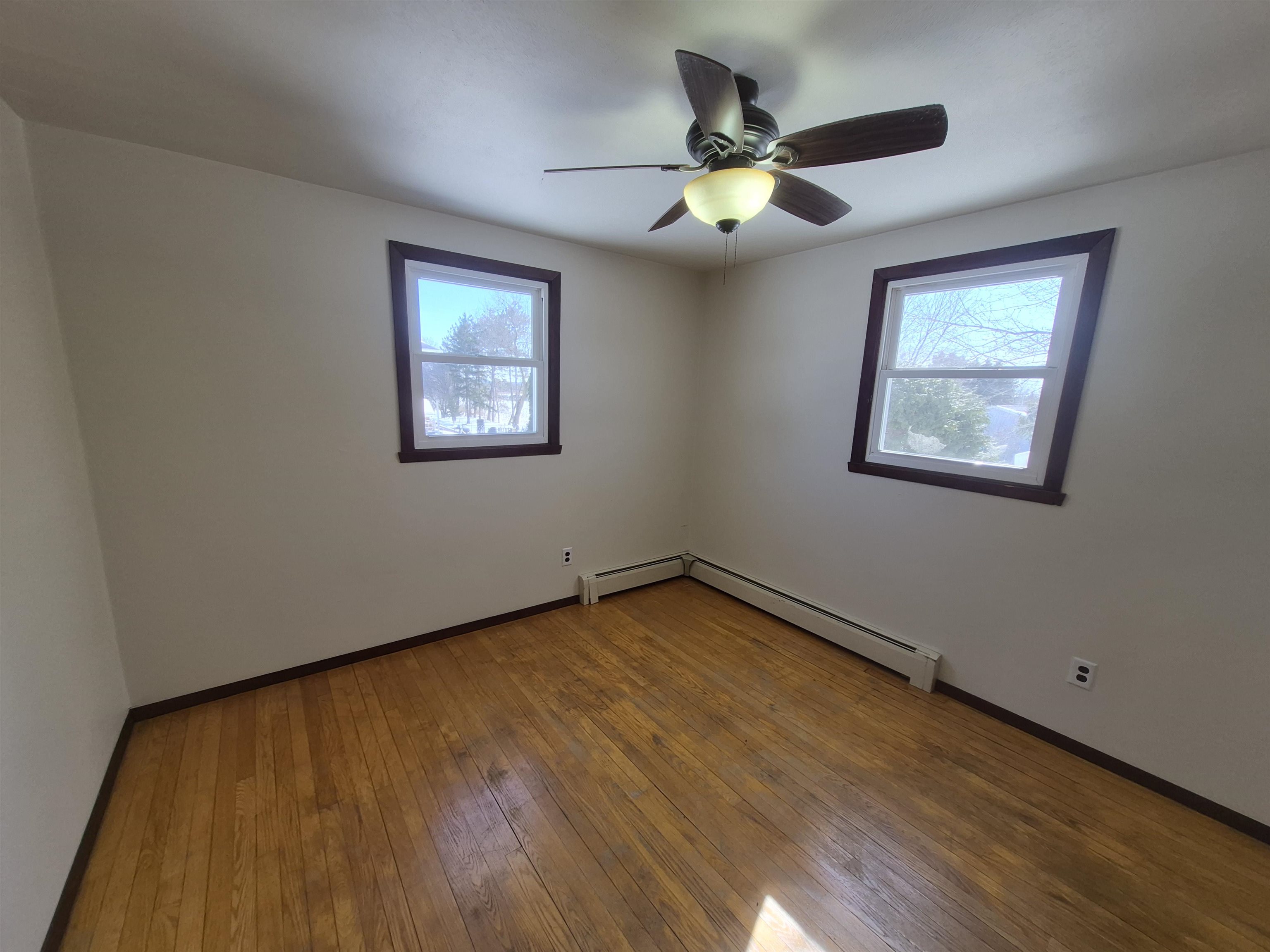 204 E CHESAK AVENUE, Edgar, Wisconsin 54426, 3 Bedrooms Bedrooms, ,1 BathroomBathrooms,Multi-family,For Sale,204 E CHESAK AVENUE,22600776
