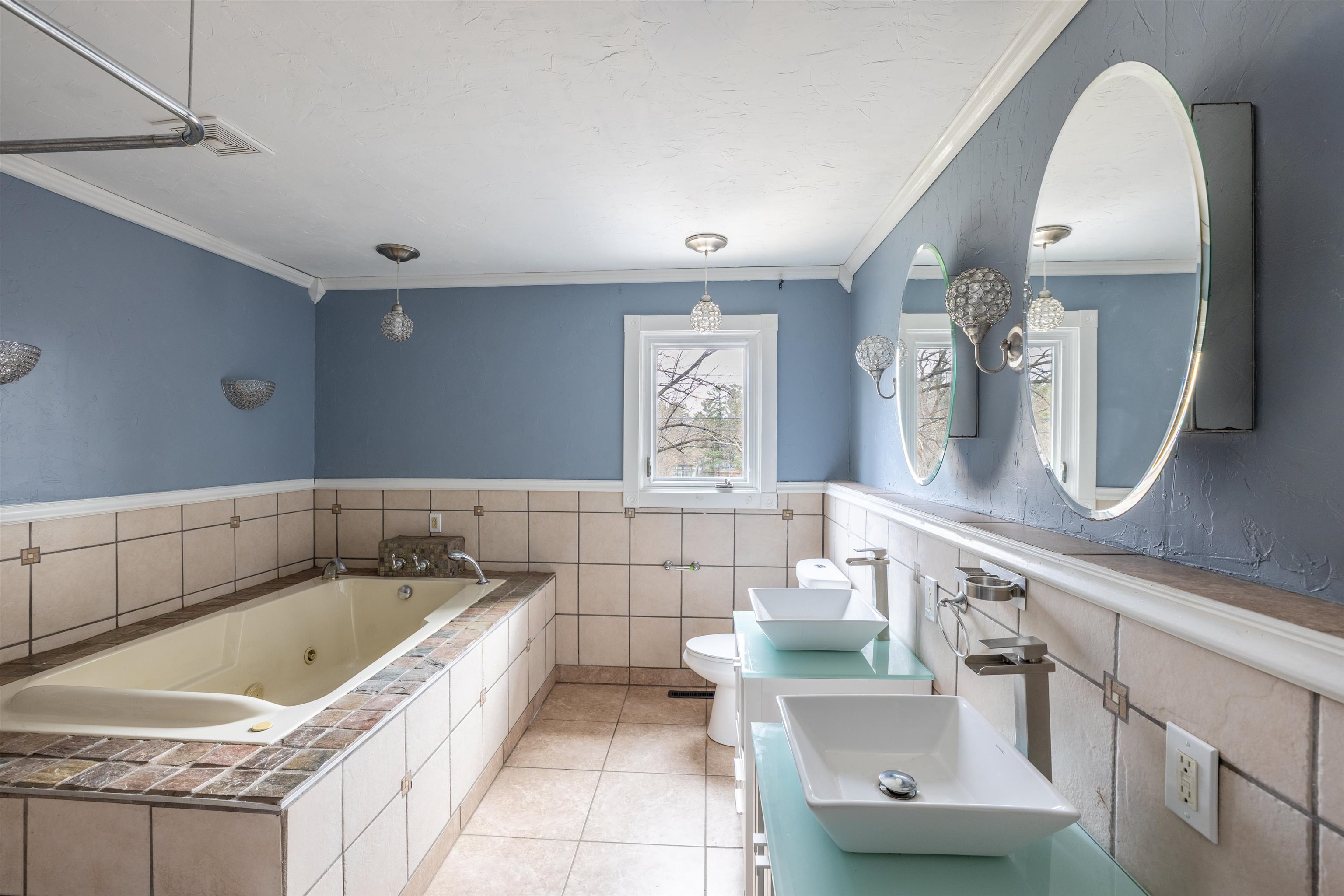 2521 2ND AVENUE SOUTH, Wisconsin Rapids, Wisconsin 54495, 4 Bedrooms Bedrooms, ,2 BathroomsBathrooms,Residential,For Sale,2521 2ND AVENUE SOUTH,22600778
