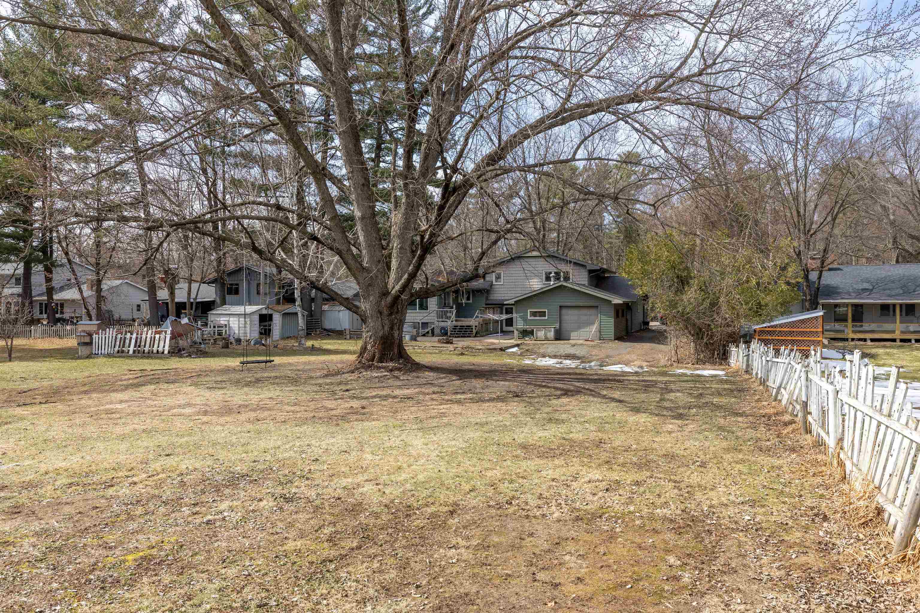 2521 2ND AVENUE SOUTH, Wisconsin Rapids, Wisconsin 54495, 4 Bedrooms Bedrooms, ,2 BathroomsBathrooms,Residential,For Sale,2521 2ND AVENUE SOUTH,22600778