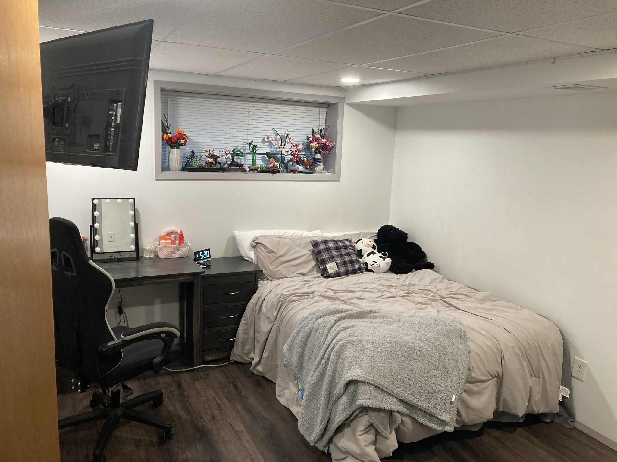 1112 E MC MILLAN STREET, Marshfield, Wisconsin 54449, 4 Bedrooms Bedrooms, ,2 BathroomsBathrooms,Residential,For Sale,1112 E MC MILLAN STREET,22600780