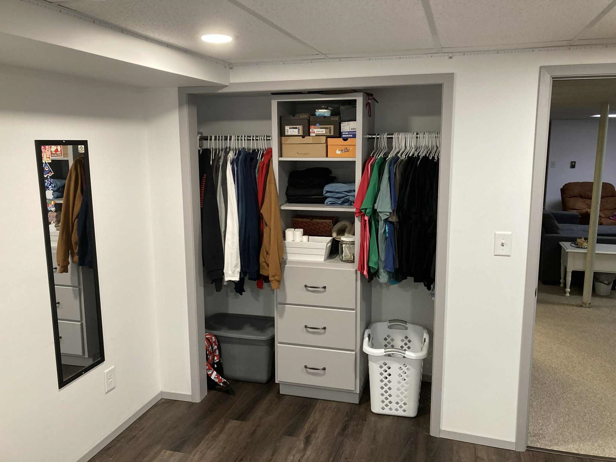 1112 E MC MILLAN STREET, Marshfield, Wisconsin 54449, 4 Bedrooms Bedrooms, ,2 BathroomsBathrooms,Residential,For Sale,1112 E MC MILLAN STREET,22600780