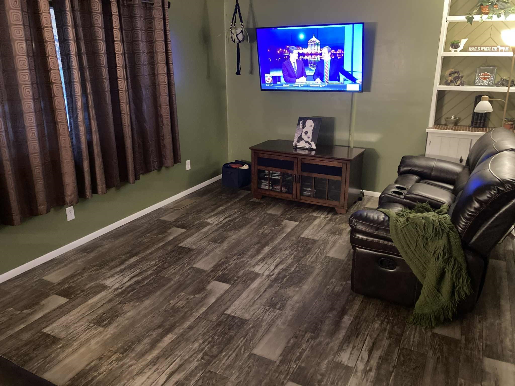 1112 E MC MILLAN STREET, Marshfield, Wisconsin 54449, 4 Bedrooms Bedrooms, ,2 BathroomsBathrooms,Residential,For Sale,1112 E MC MILLAN STREET,22600780