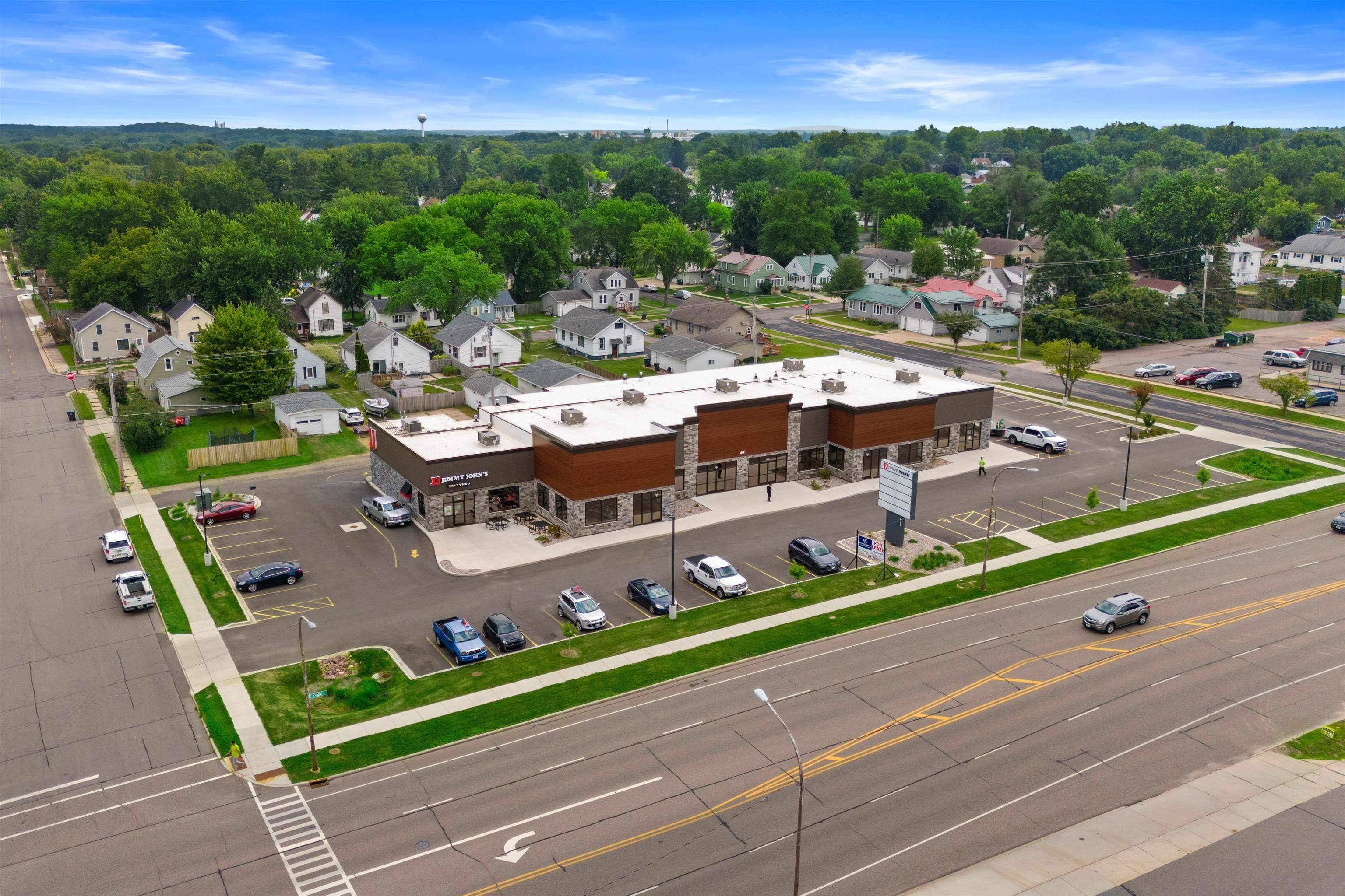 603 - 613 N CENTRAL AVENUE, Marshfield, Wisconsin 54449, ,Commercial/industrial,For Rent,603 - 613 N CENTRAL AVENUE,22600783