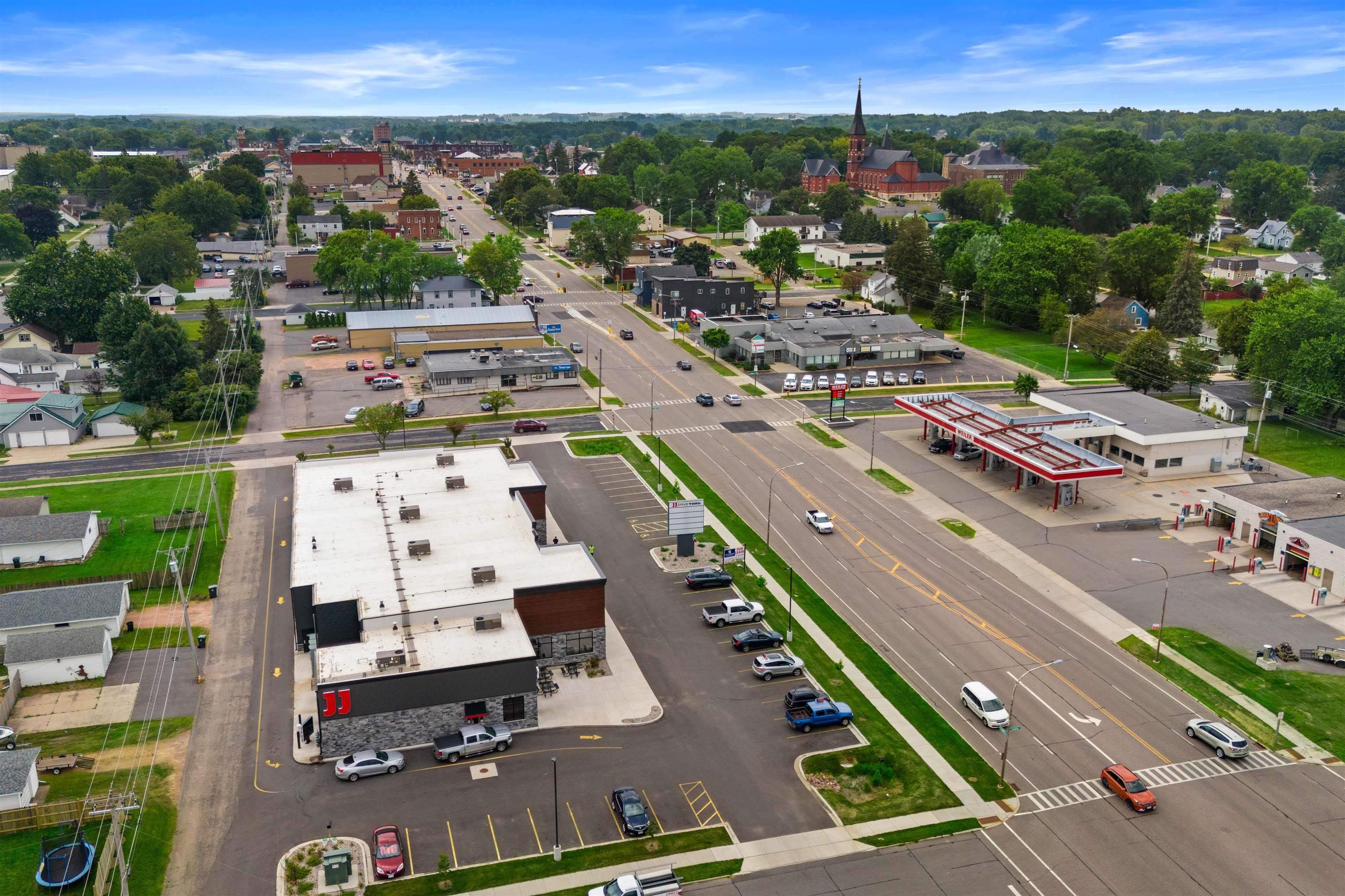 603 - 613 N CENTRAL AVENUE, Marshfield, Wisconsin 54449, ,Commercial/industrial,For Rent,603 - 613 N CENTRAL AVENUE,22600783
