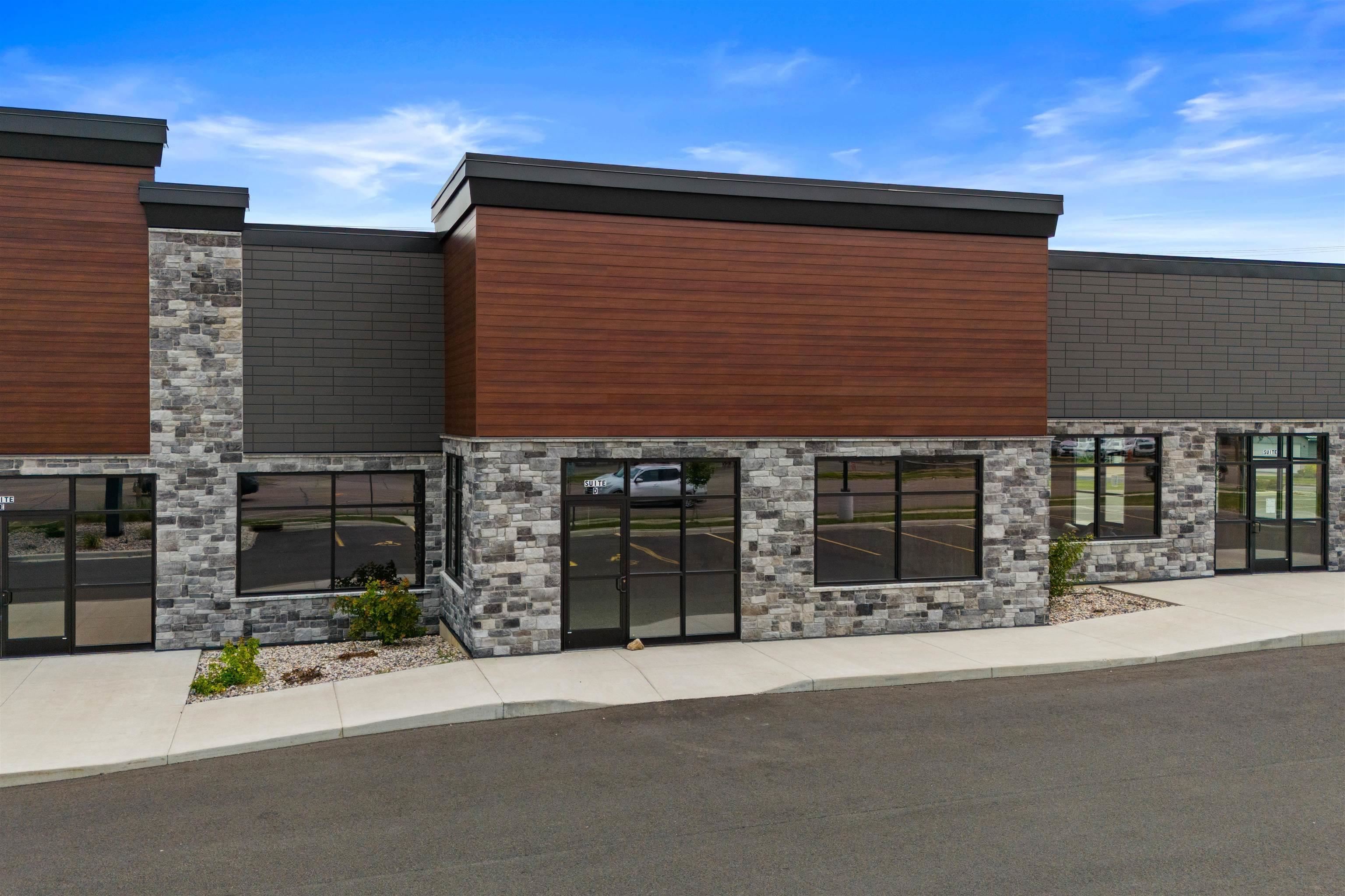 603 - 613 N CENTRAL AVENUE, Marshfield, Wisconsin 54449, ,Commercial/industrial,For Rent,603 - 613 N CENTRAL AVENUE,22600783