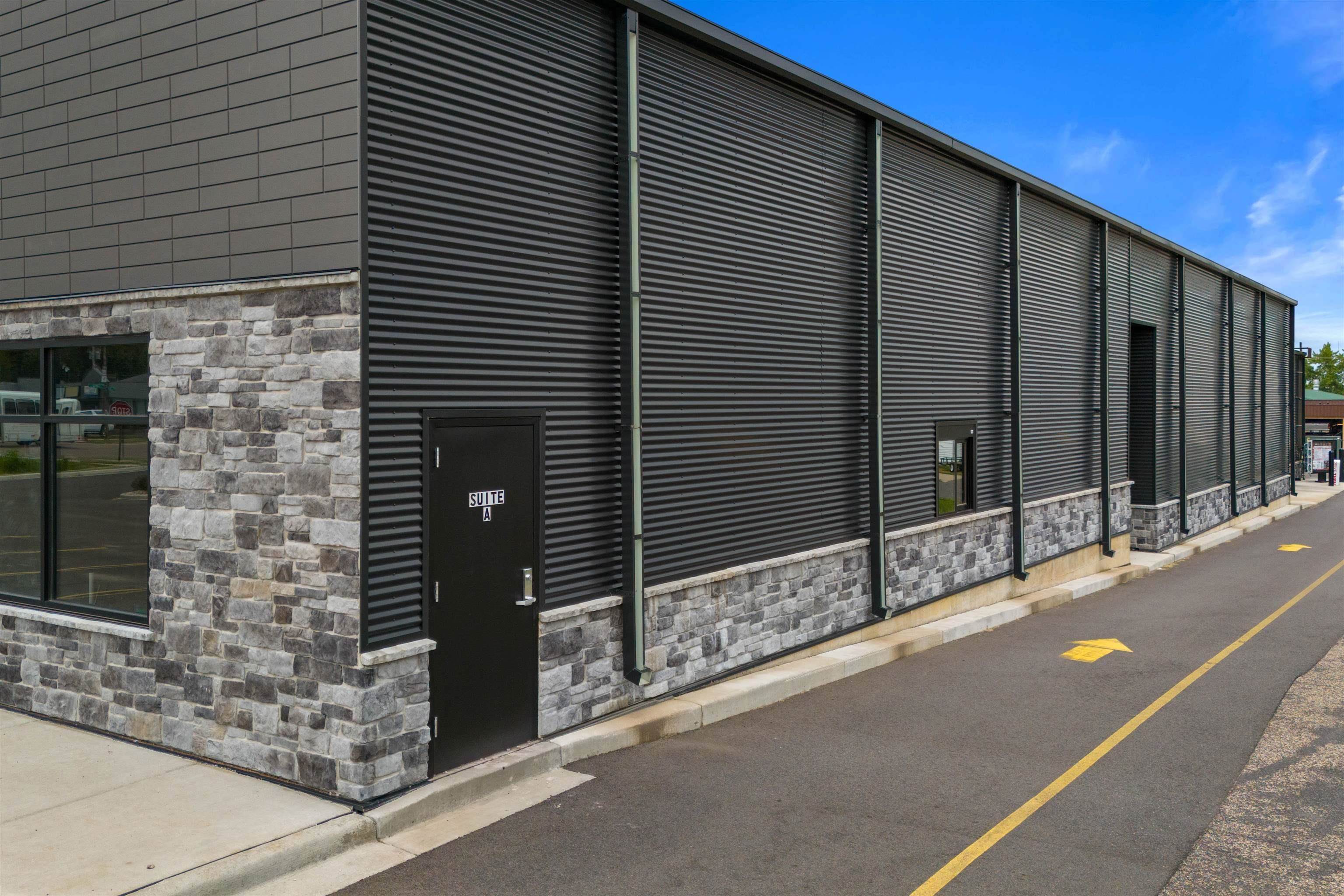 603 - 613 N CENTRAL AVENUE, Marshfield, Wisconsin 54449, ,Commercial/industrial,For Rent,603 - 613 N CENTRAL AVENUE,22600783