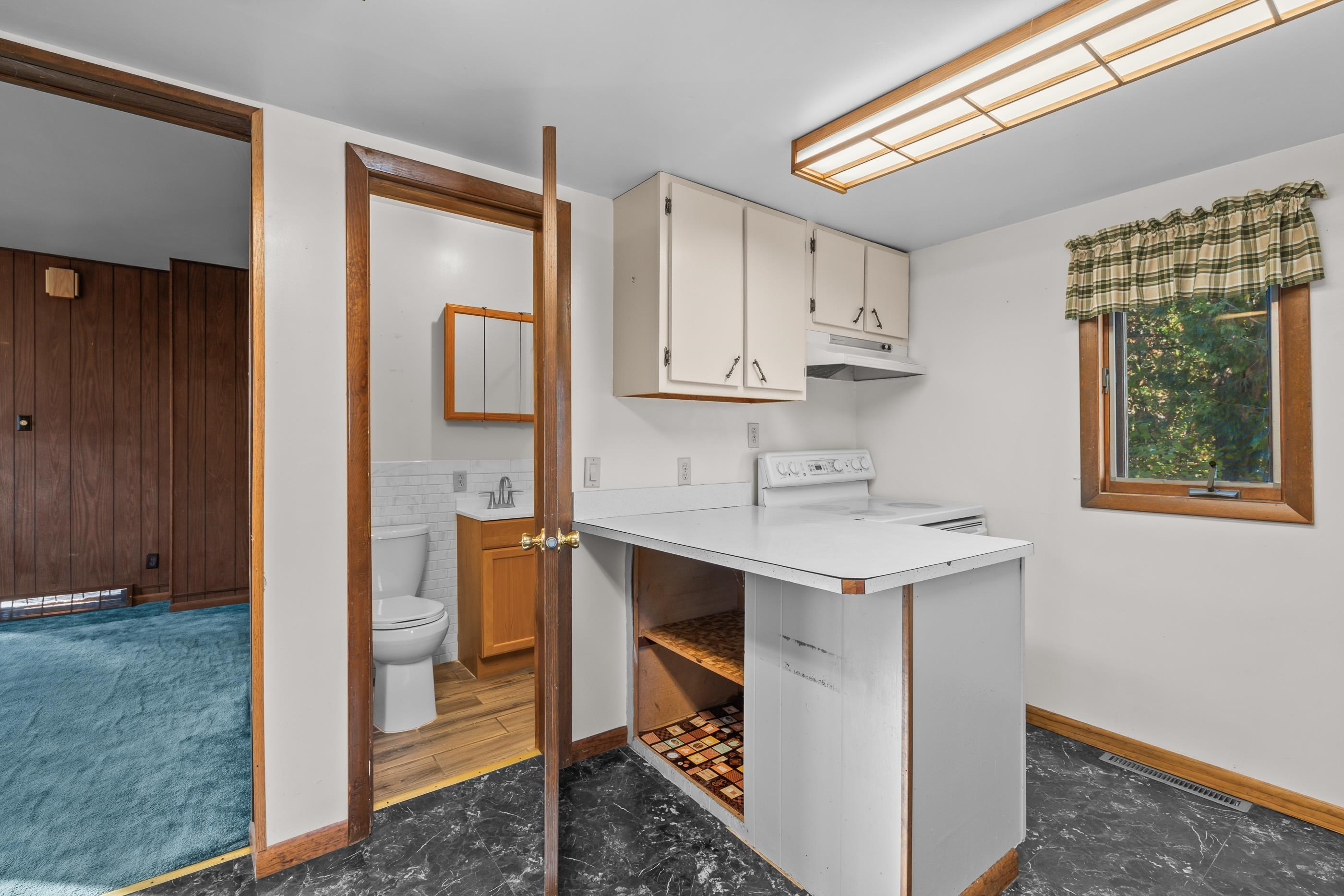 909 ILLINOIS AVENUE, Stevens Point, Wisconsin 54481, 2 Bedrooms Bedrooms, ,2 BathroomsBathrooms,Residential,For Sale,909 ILLINOIS AVENUE,22600786