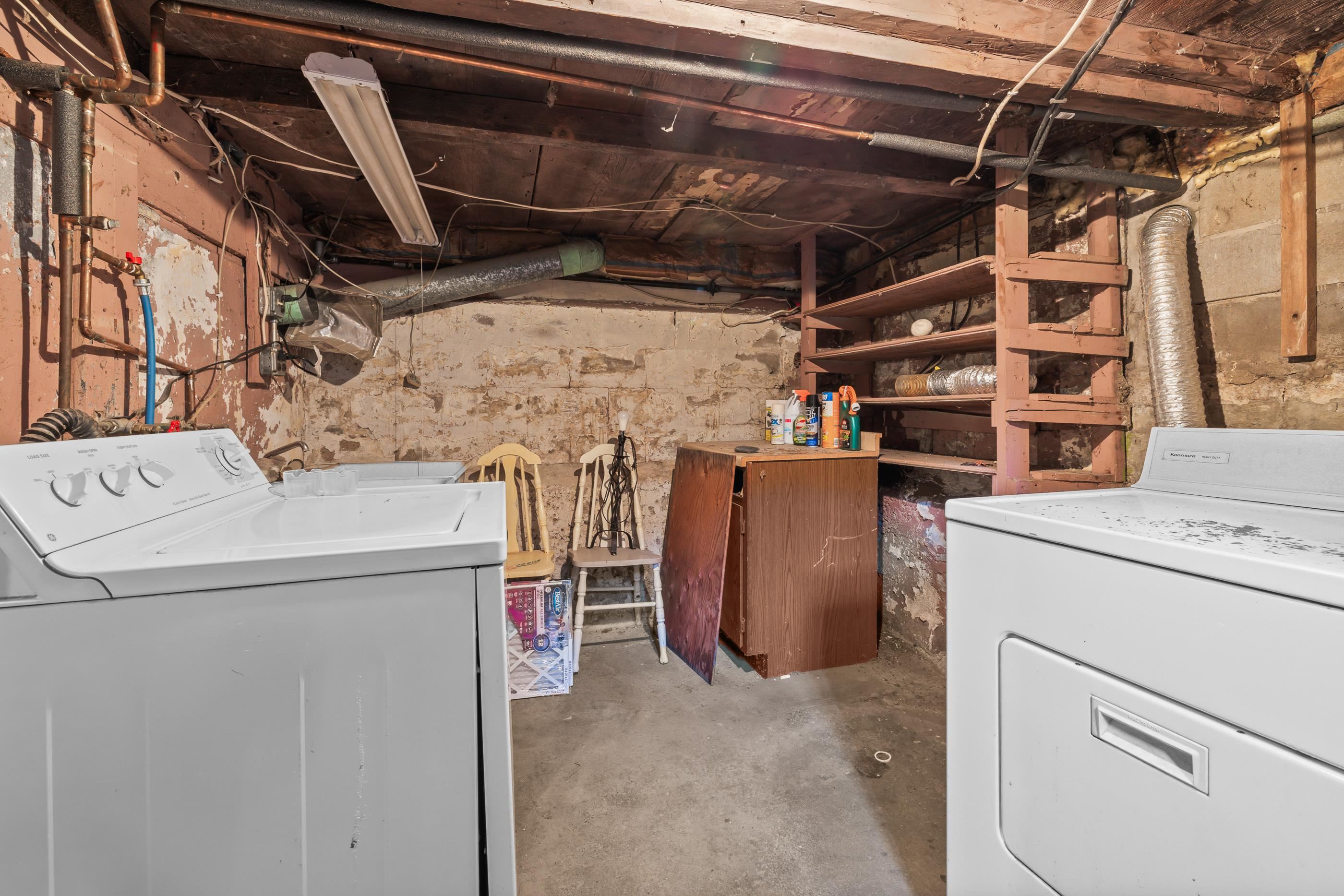 909 ILLINOIS AVENUE, Stevens Point, Wisconsin 54481, 2 Bedrooms Bedrooms, ,2 BathroomsBathrooms,Residential,For Sale,909 ILLINOIS AVENUE,22600786