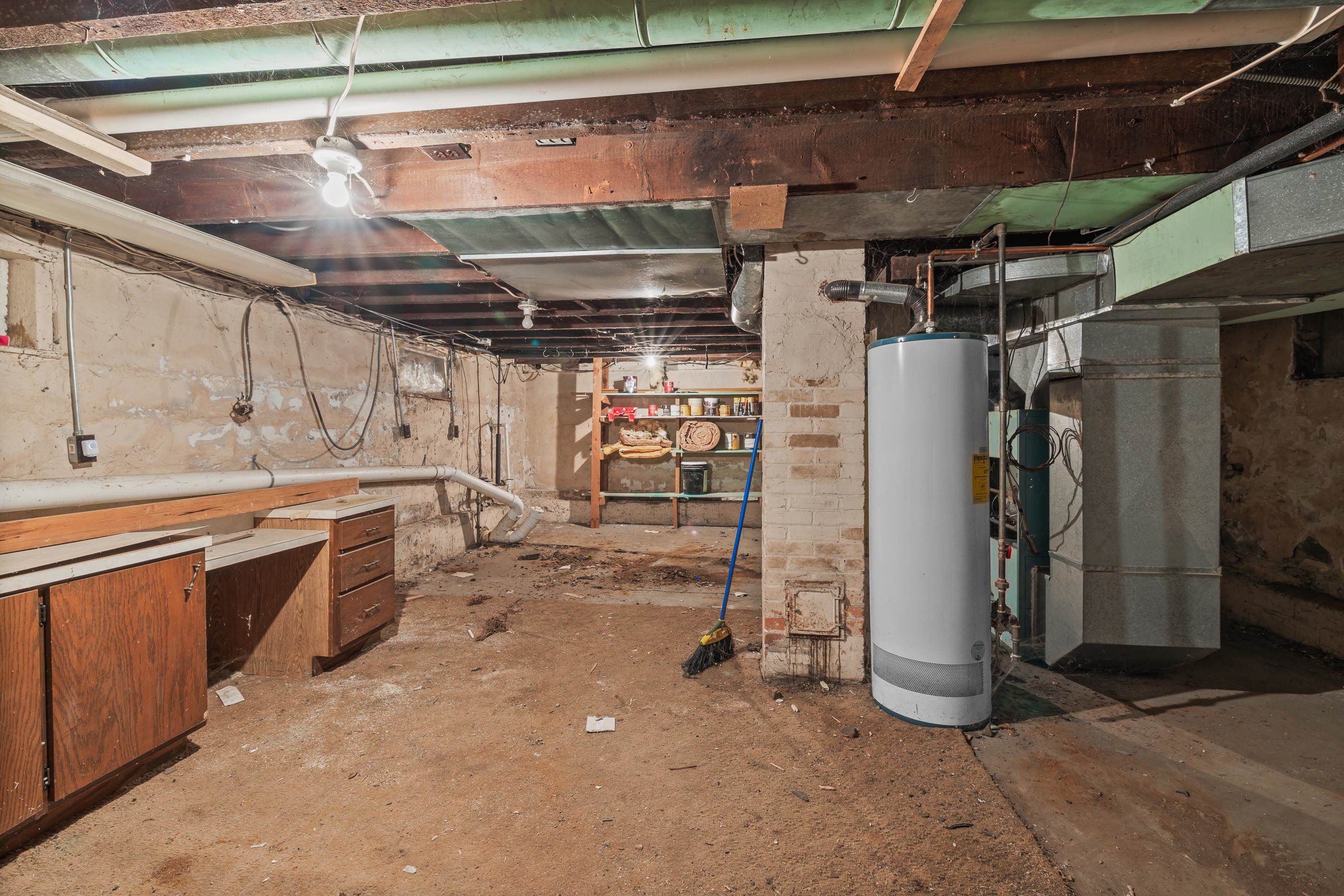 909 ILLINOIS AVENUE, Stevens Point, Wisconsin 54481, 2 Bedrooms Bedrooms, ,2 BathroomsBathrooms,Residential,For Sale,909 ILLINOIS AVENUE,22600786