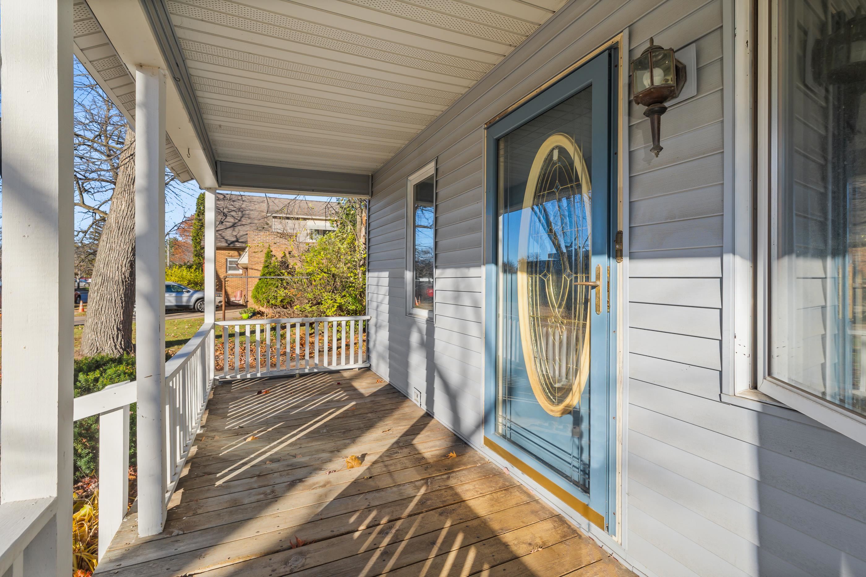 909 ILLINOIS AVENUE, Stevens Point, Wisconsin 54481, 2 Bedrooms Bedrooms, ,2 BathroomsBathrooms,Residential,For Sale,909 ILLINOIS AVENUE,22600786