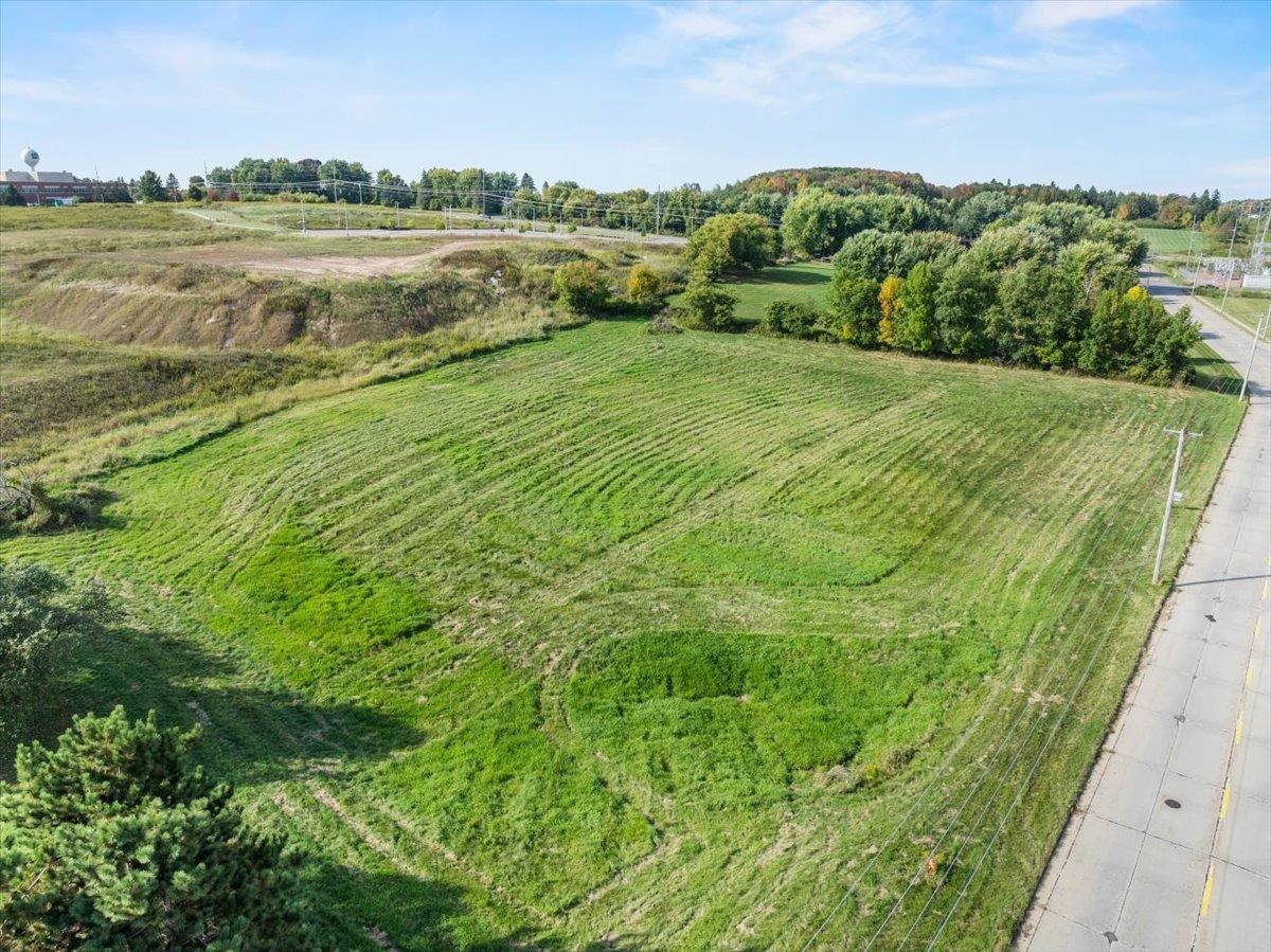 1420 N OAK AVENUE, Marshfield, Wisconsin 54449, ,Commercial/industrial,For Sale,1420 N OAK AVENUE,22600789