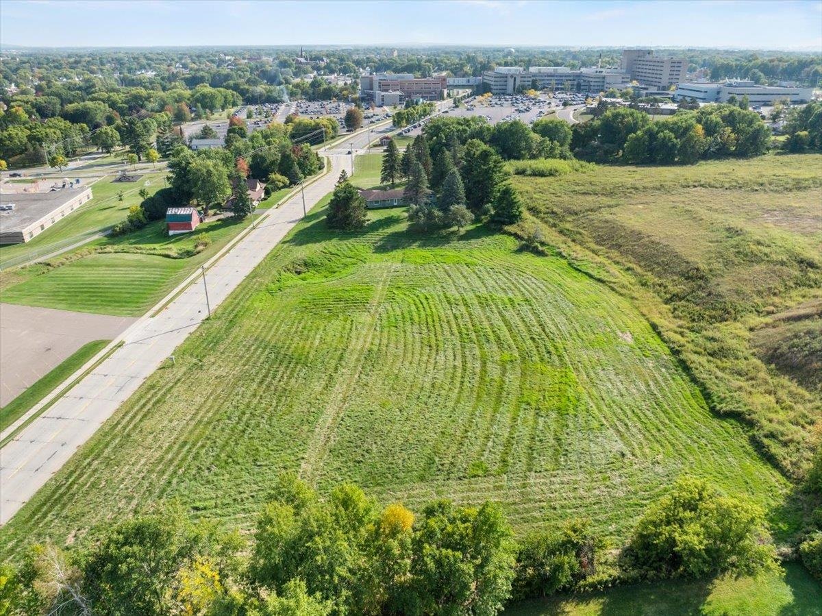 1420 N OAK AVENUE, Marshfield, Wisconsin 54449, ,Commercial/industrial,For Sale,1420 N OAK AVENUE,22600789