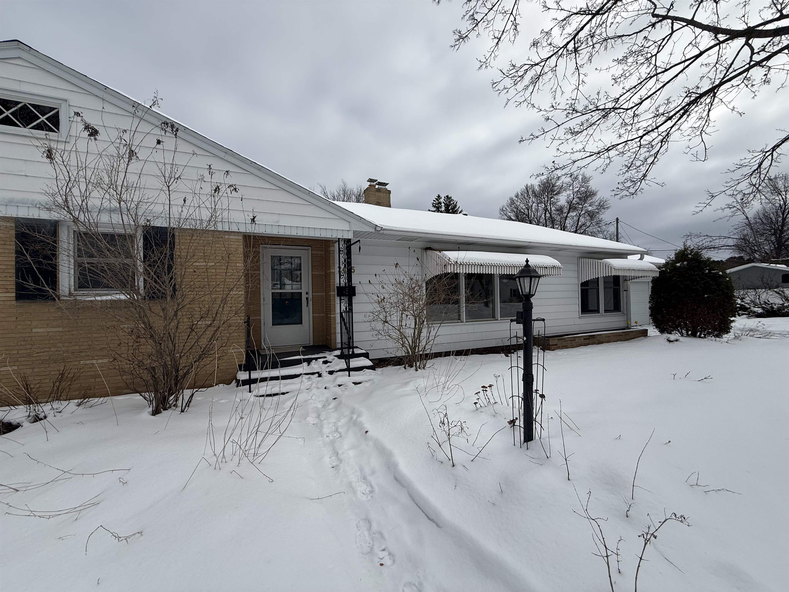 2405 EMERSON STREET, Wausau, Wisconsin 54403, 3 Bedrooms Bedrooms, ,1 BathroomBathrooms,Residential,For Sale,2405 EMERSON STREET,22600791
