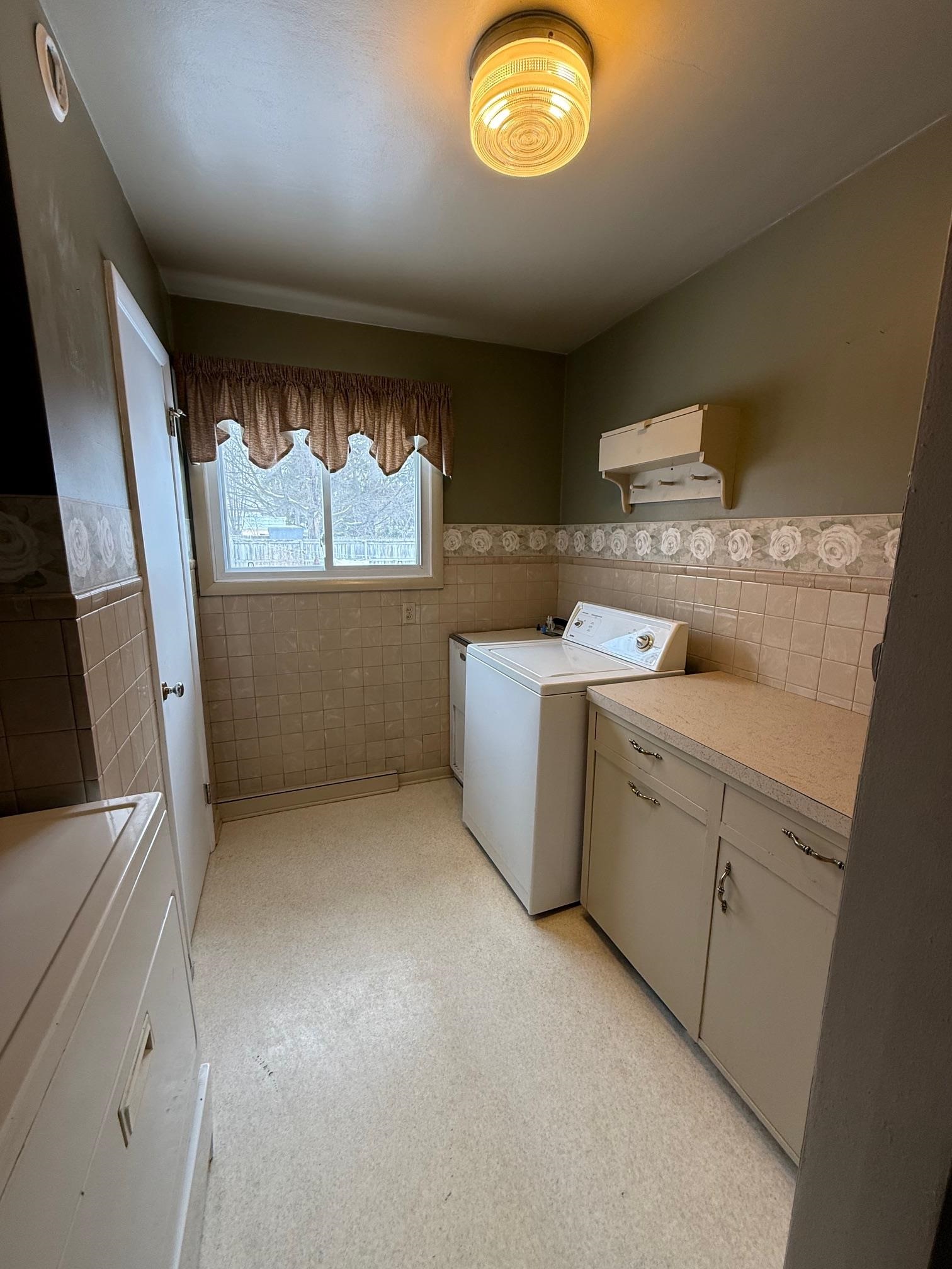 2405 EMERSON STREET, Wausau, Wisconsin 54403, 3 Bedrooms Bedrooms, ,1 BathroomBathrooms,Residential,For Sale,2405 EMERSON STREET,22600791