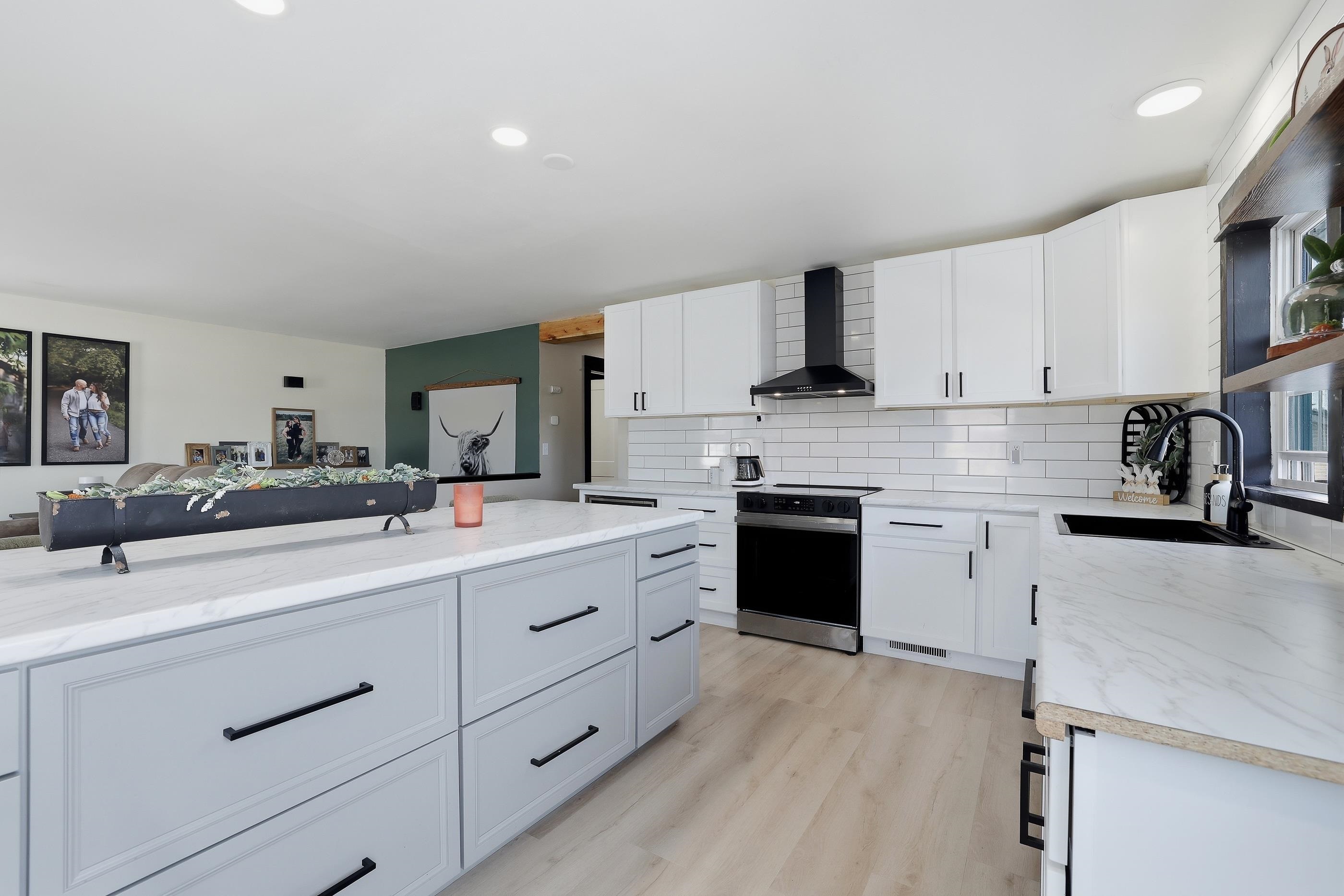 713 MUELLER STREET, Athens, Wisconsin 54411, 5 Bedrooms Bedrooms, ,3 BathroomsBathrooms,Residential,For Sale,713 MUELLER STREET,22600793