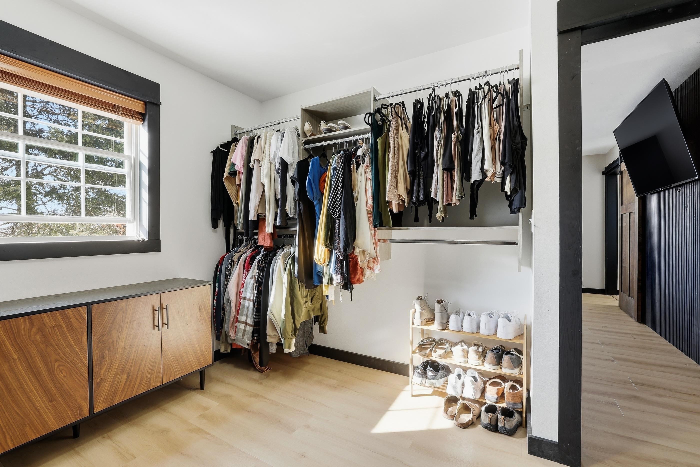 713 MUELLER STREET, Athens, Wisconsin 54411, 5 Bedrooms Bedrooms, ,3 BathroomsBathrooms,Residential,For Sale,713 MUELLER STREET,22600793