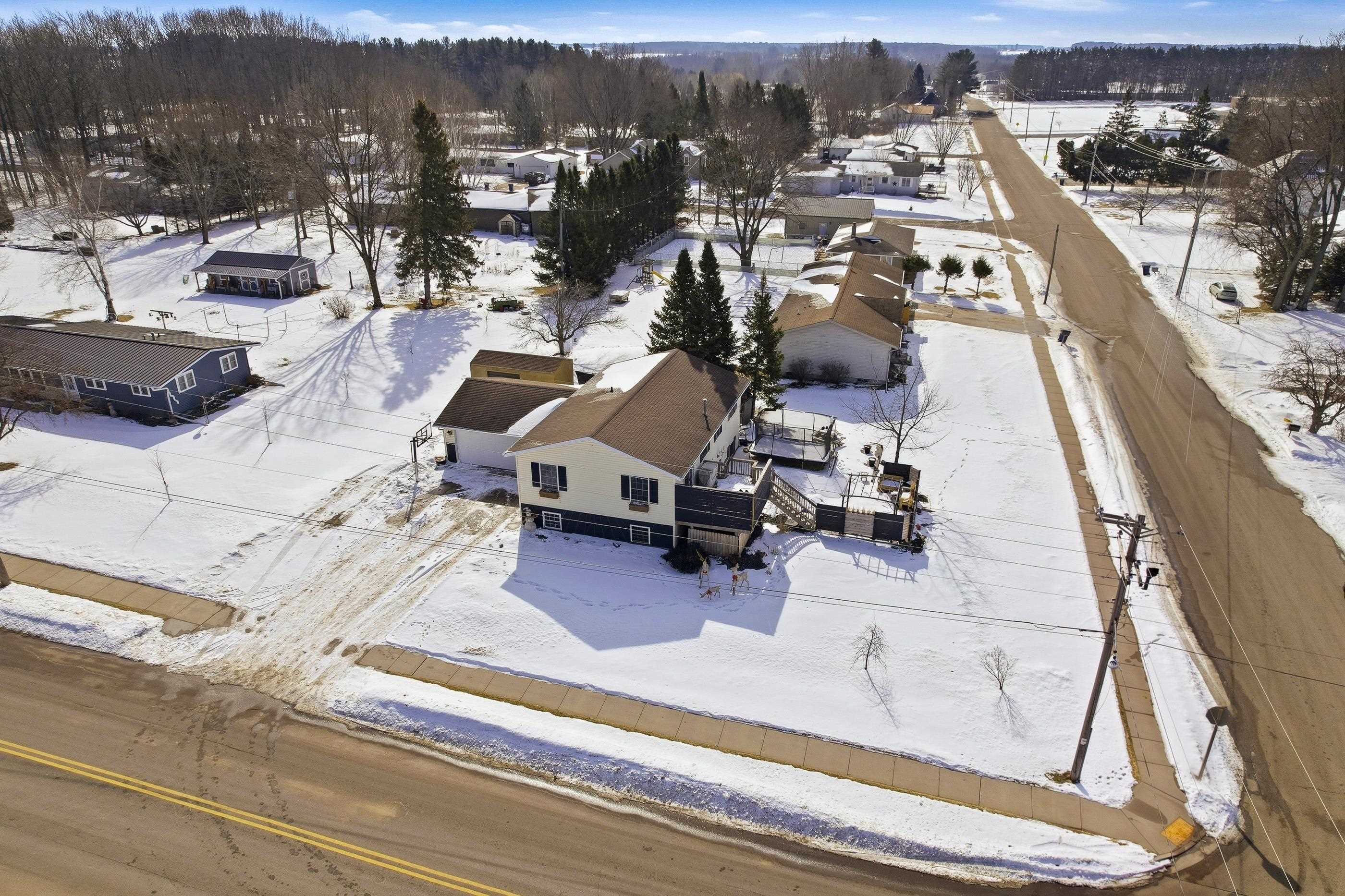 713 MUELLER STREET, Athens, Wisconsin 54411, 5 Bedrooms Bedrooms, ,3 BathroomsBathrooms,Residential,For Sale,713 MUELLER STREET,22600793