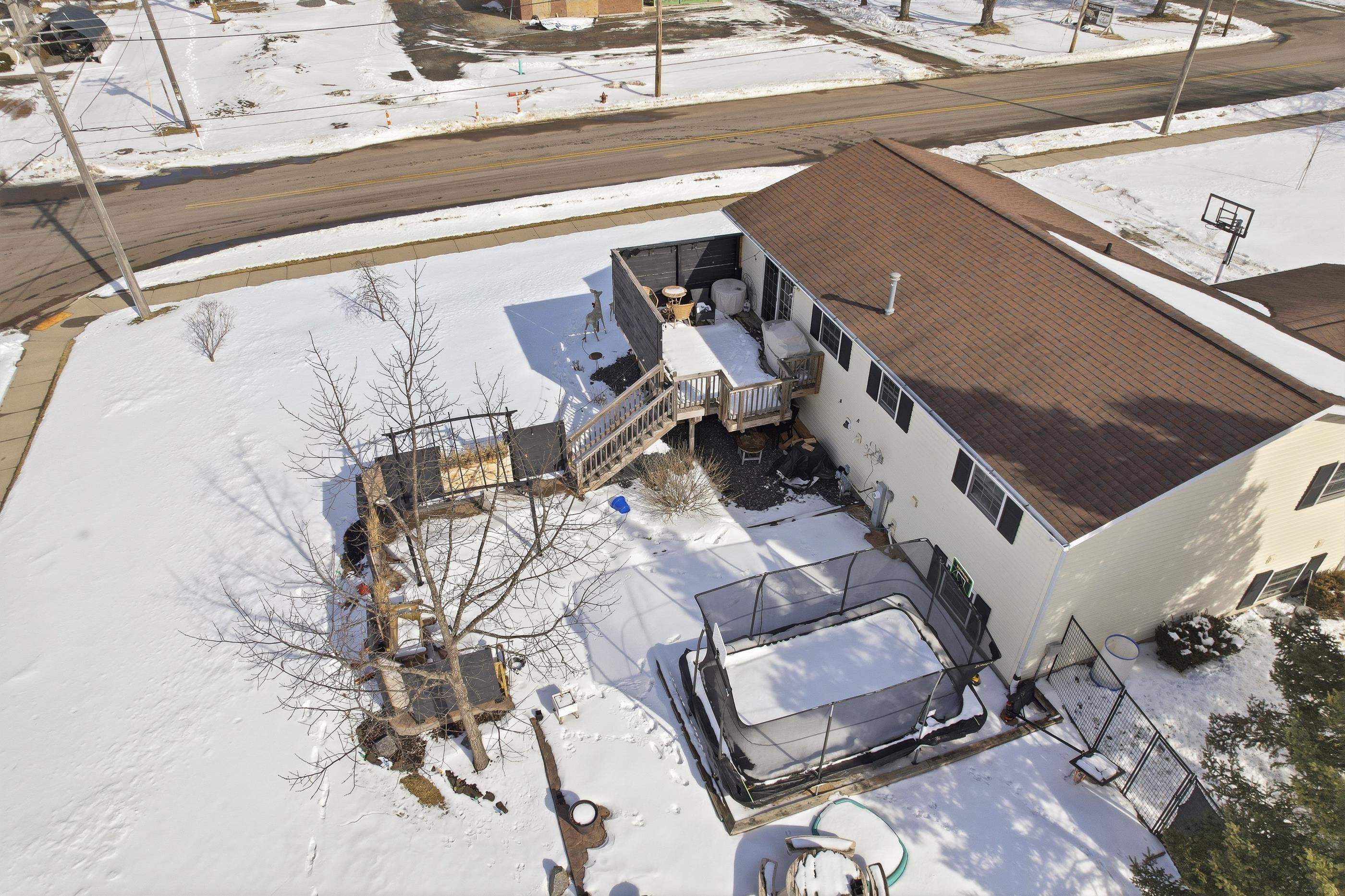 713 MUELLER STREET, Athens, Wisconsin 54411, 5 Bedrooms Bedrooms, ,3 BathroomsBathrooms,Residential,For Sale,713 MUELLER STREET,22600793