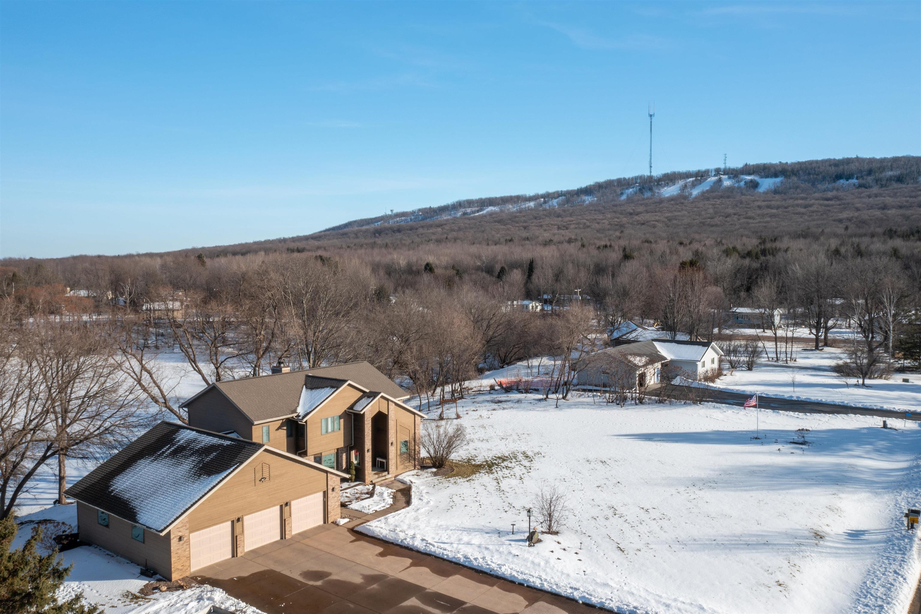 227841 CRANE DRIVE, Wausau, Wisconsin 54401, 4 Bedrooms Bedrooms, ,2 BathroomsBathrooms,Residential,For Sale,227841 CRANE DRIVE,22600795