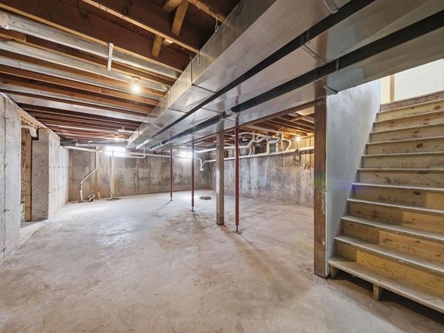 7623 COUNTY ROAD V, Marshfield, Wisconsin 54449, 5 Bedrooms Bedrooms, ,3 BathroomsBathrooms,Residential,For Sale,7623 COUNTY ROAD V,22600796