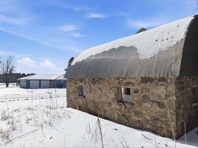 7623 COUNTY ROAD V, Marshfield, Wisconsin 54449, 5 Bedrooms Bedrooms, ,3 BathroomsBathrooms,Residential,For Sale,7623 COUNTY ROAD V,22600796