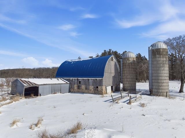 7623 COUNTY ROAD V, Marshfield, Wisconsin 54449, 5 Bedrooms Bedrooms, ,3 BathroomsBathrooms,Residential,For Sale,7623 COUNTY ROAD V,22600796