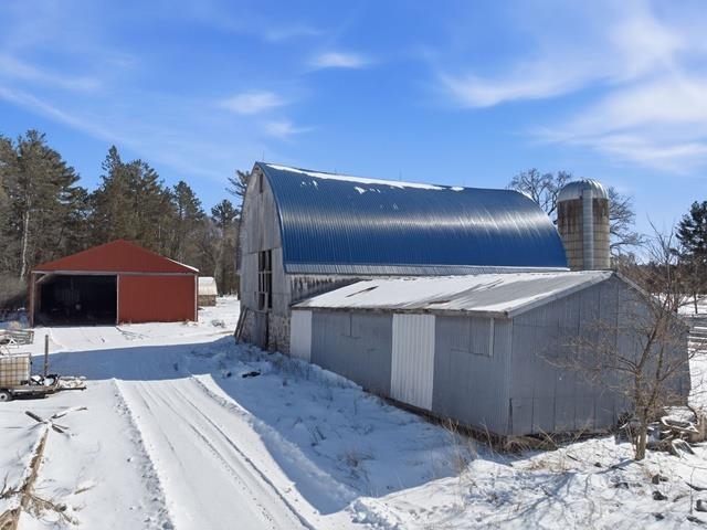 7623 COUNTY ROAD V, Marshfield, Wisconsin 54449, 5 Bedrooms Bedrooms, ,3 BathroomsBathrooms,Residential,For Sale,7623 COUNTY ROAD V,22600796