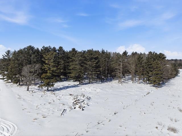 7623 COUNTY ROAD V, Marshfield, Wisconsin 54449, 5 Bedrooms Bedrooms, ,3 BathroomsBathrooms,Residential,For Sale,7623 COUNTY ROAD V,22600796