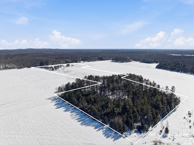 7623 COUNTY ROAD V, Marshfield, Wisconsin 54449, 5 Bedrooms Bedrooms, ,3 BathroomsBathrooms,Residential,For Sale,7623 COUNTY ROAD V,22600796