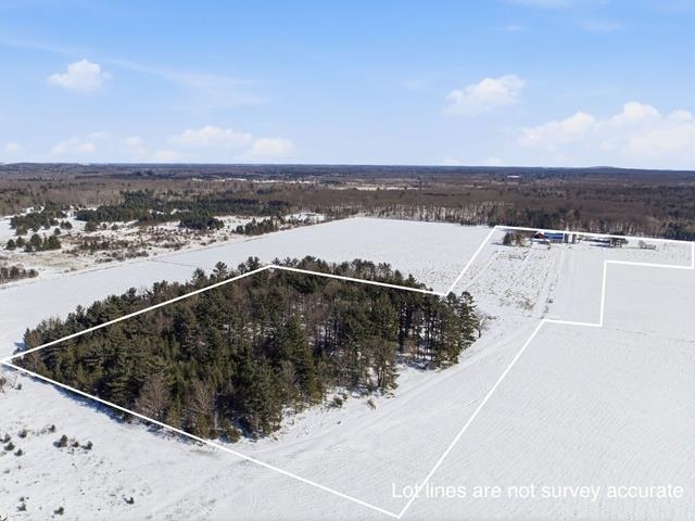 7623 COUNTY ROAD V, Marshfield, Wisconsin 54449, 5 Bedrooms Bedrooms, ,3 BathroomsBathrooms,Residential,For Sale,7623 COUNTY ROAD V,22600796