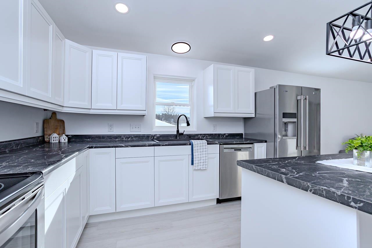 604-B EUGENE STREET, Merrill, Wisconsin 54452, 4 Bedrooms Bedrooms, ,2 BathroomsBathrooms,Residential,For Sale,604-B EUGENE STREET,22600799